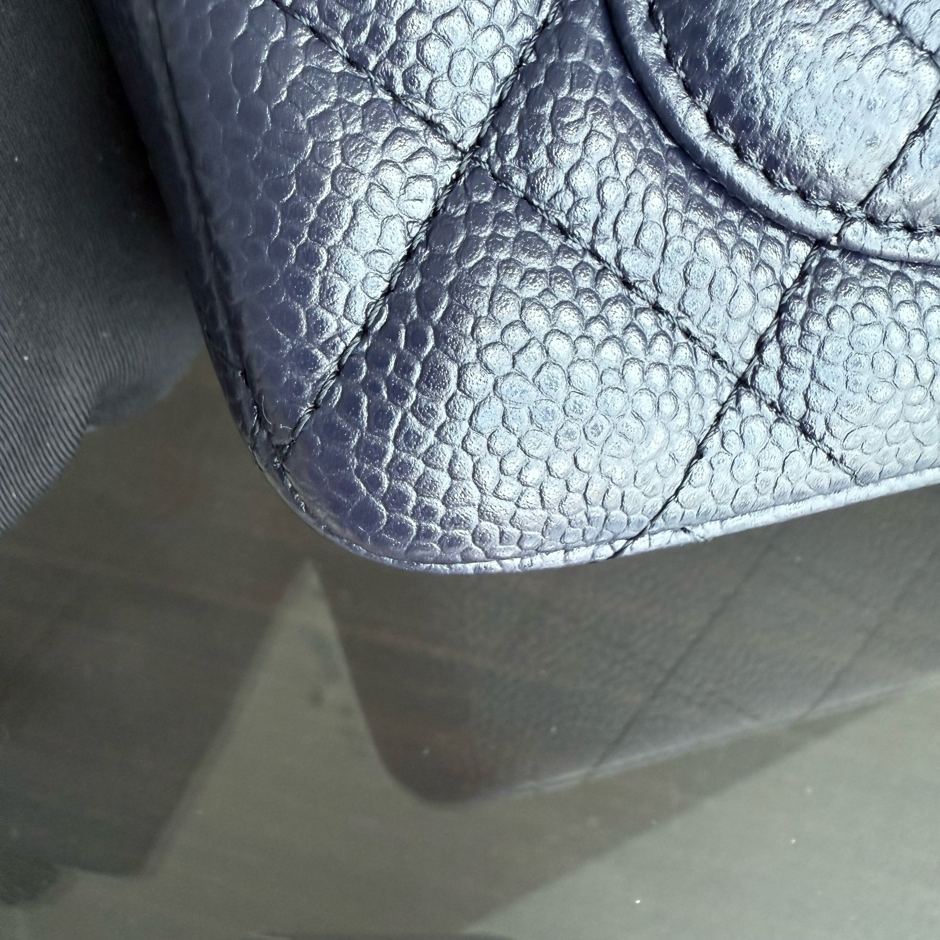 Chanel Classic Flap Mini - Caviar 20CM Quilted Dark Blue Gold Hardware Series 21