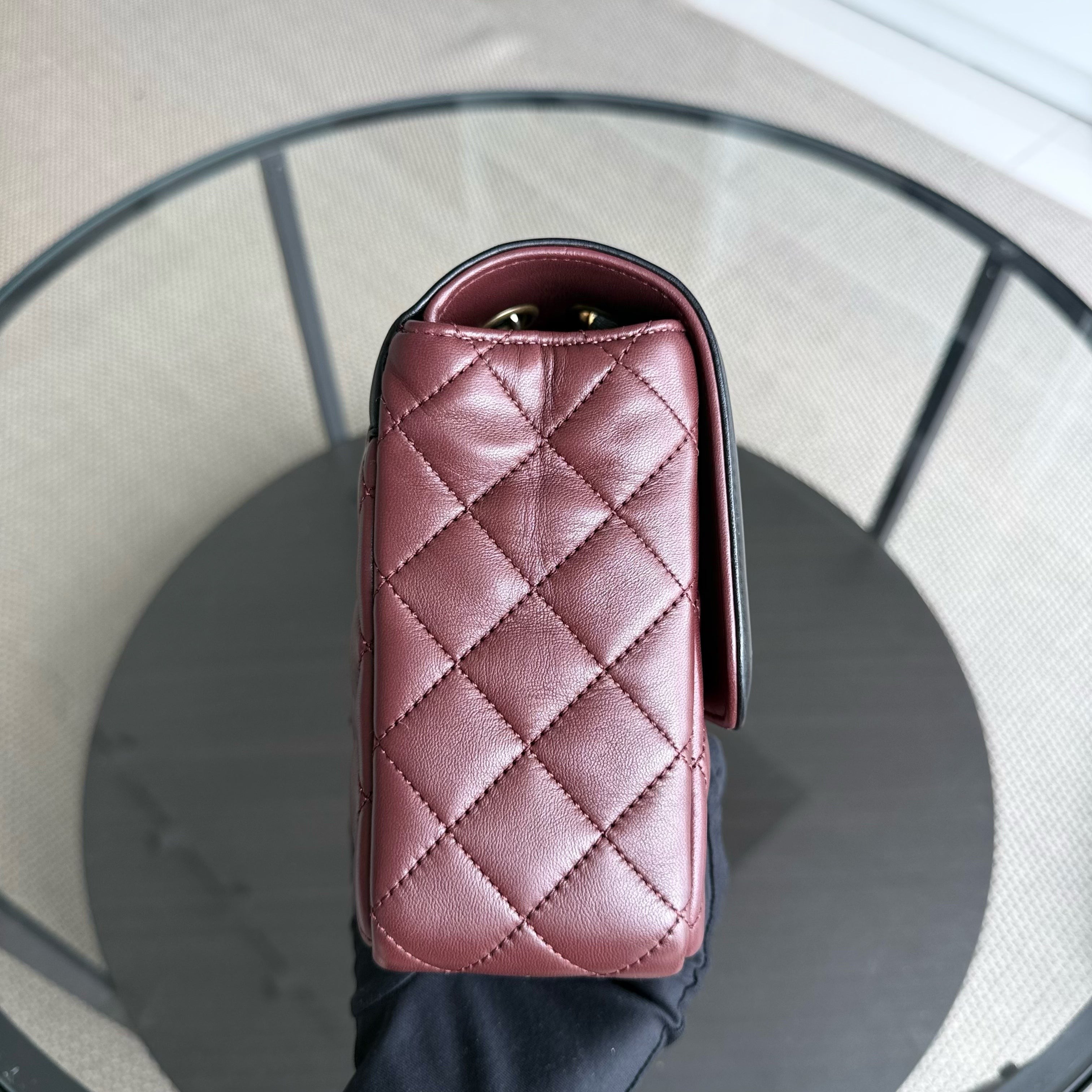 Chanel Seasonal Two-tone Flap Medium - Quilted Lambskin Dark Burgundy Red Black Gold Hardware Series 21