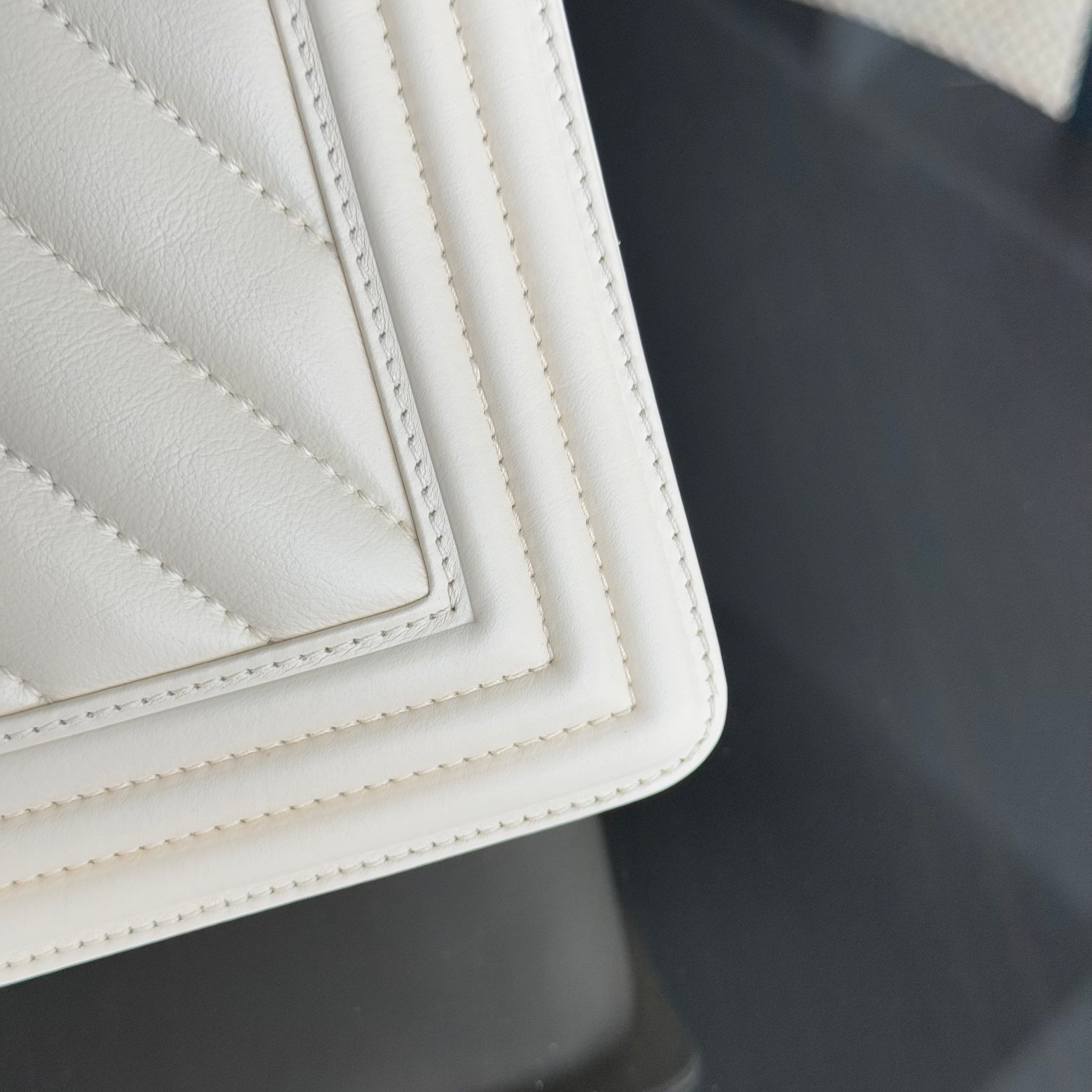 Chanel Boy Medium - 25CM Chevron Calfskin Cream White Ruthenium Silver Hardware Series 20