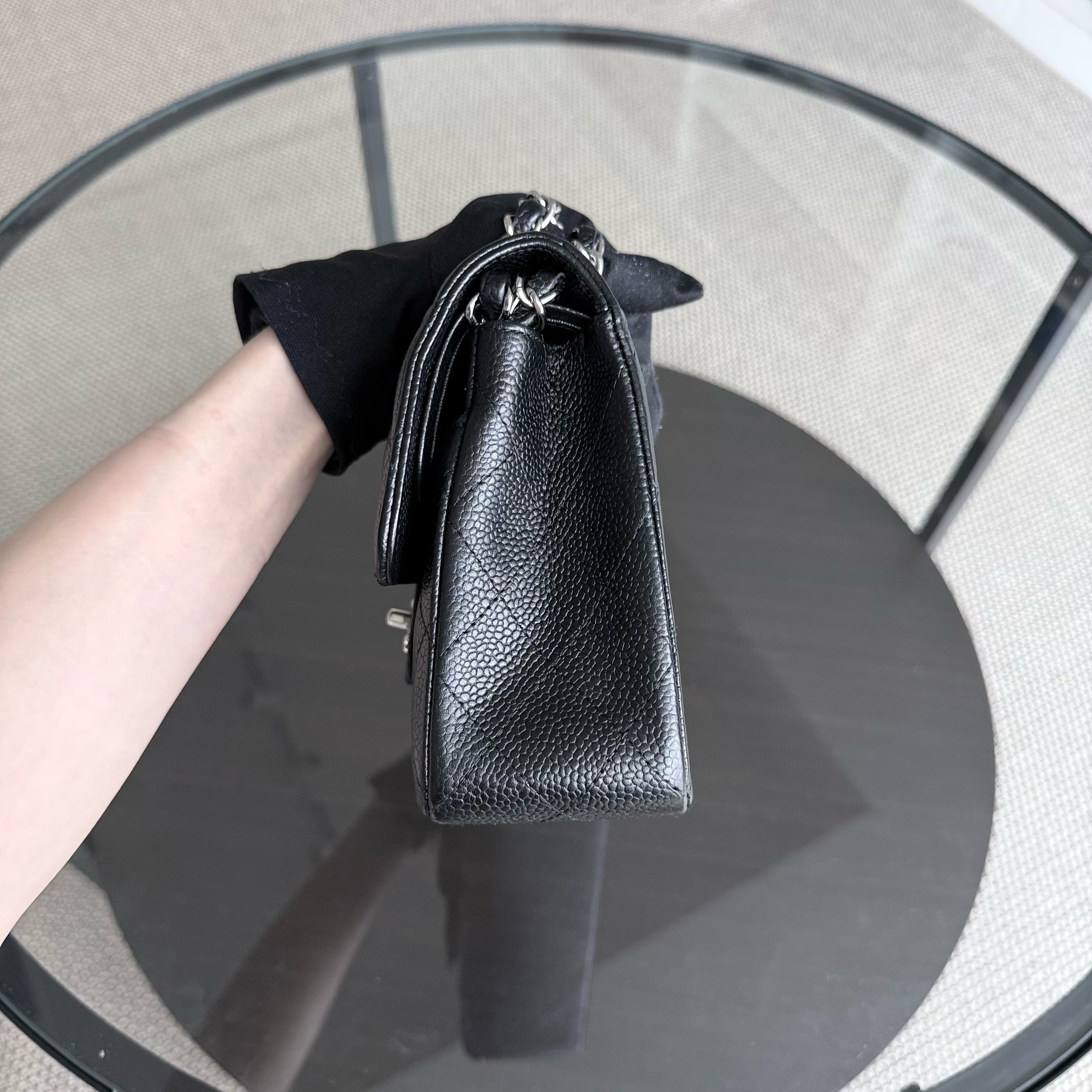 Chanel Classic Flap Small - Caviar 23CM Quilted Black Silver Hardware Series 13