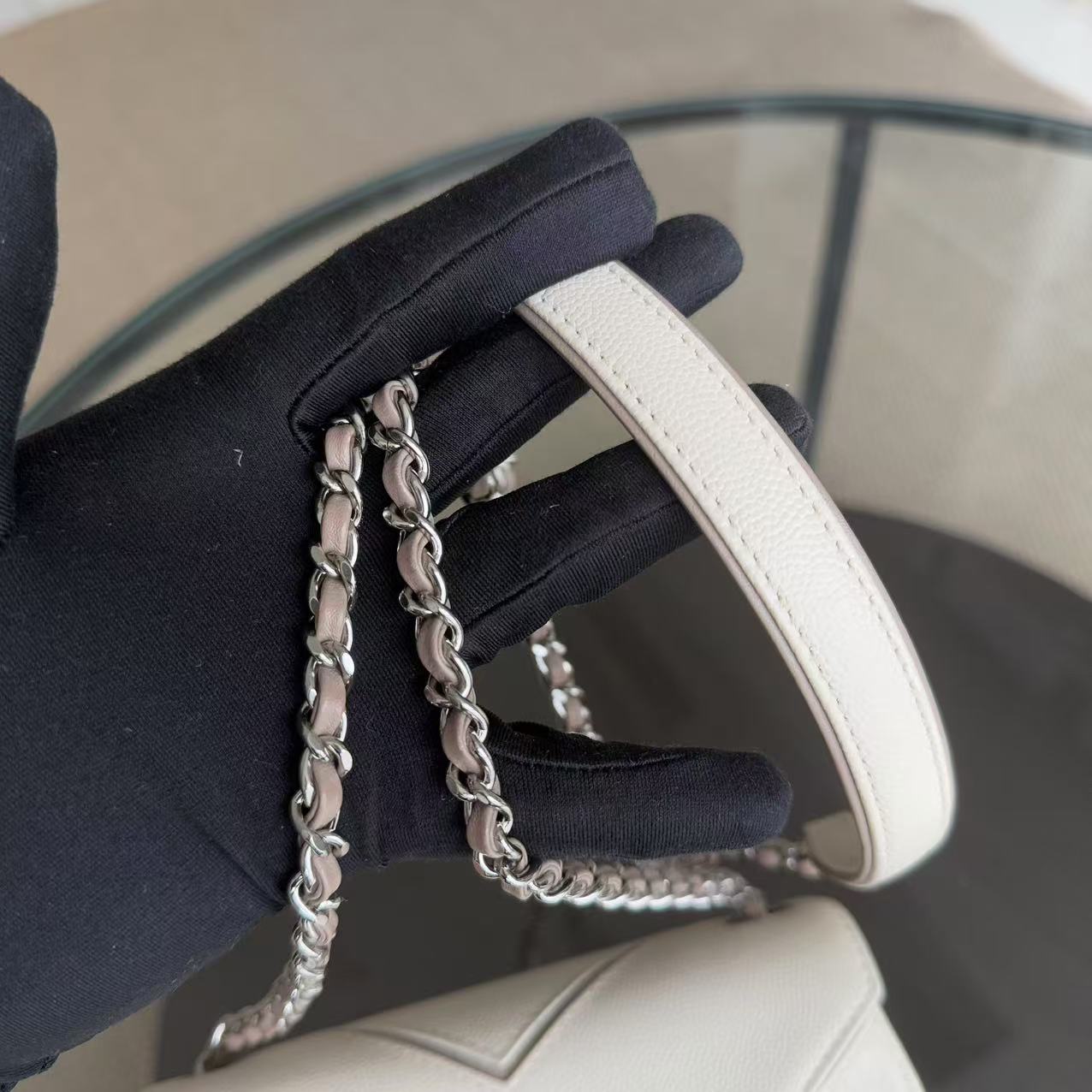 Chanel CC Flap Mini Bag - 17CM Caviar Chevron White Silver Hardware Series 23