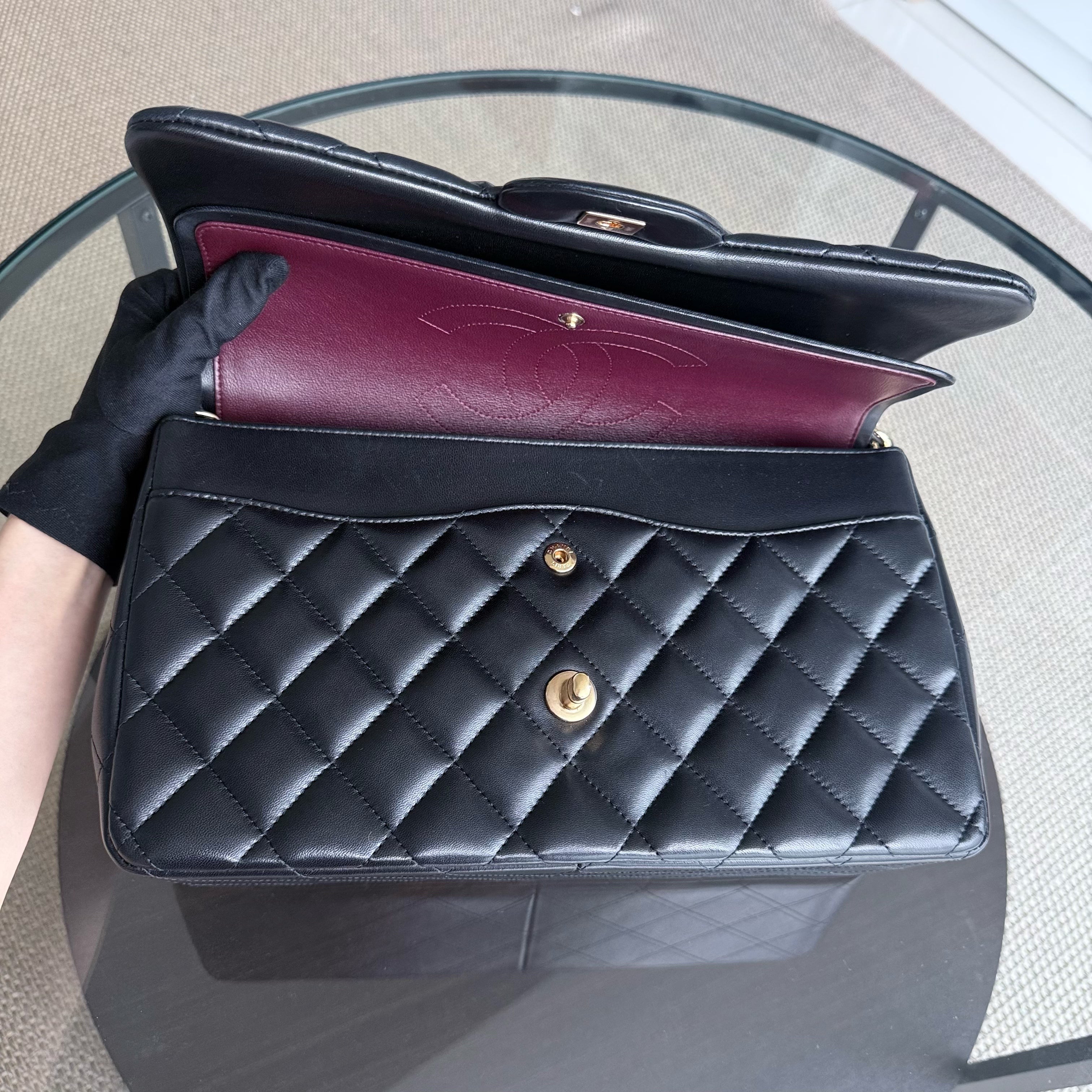 Chanel Classic Flap Jumbo - Double Flap 30CM Quilted Lambskin Black Gold Hardware Series 16