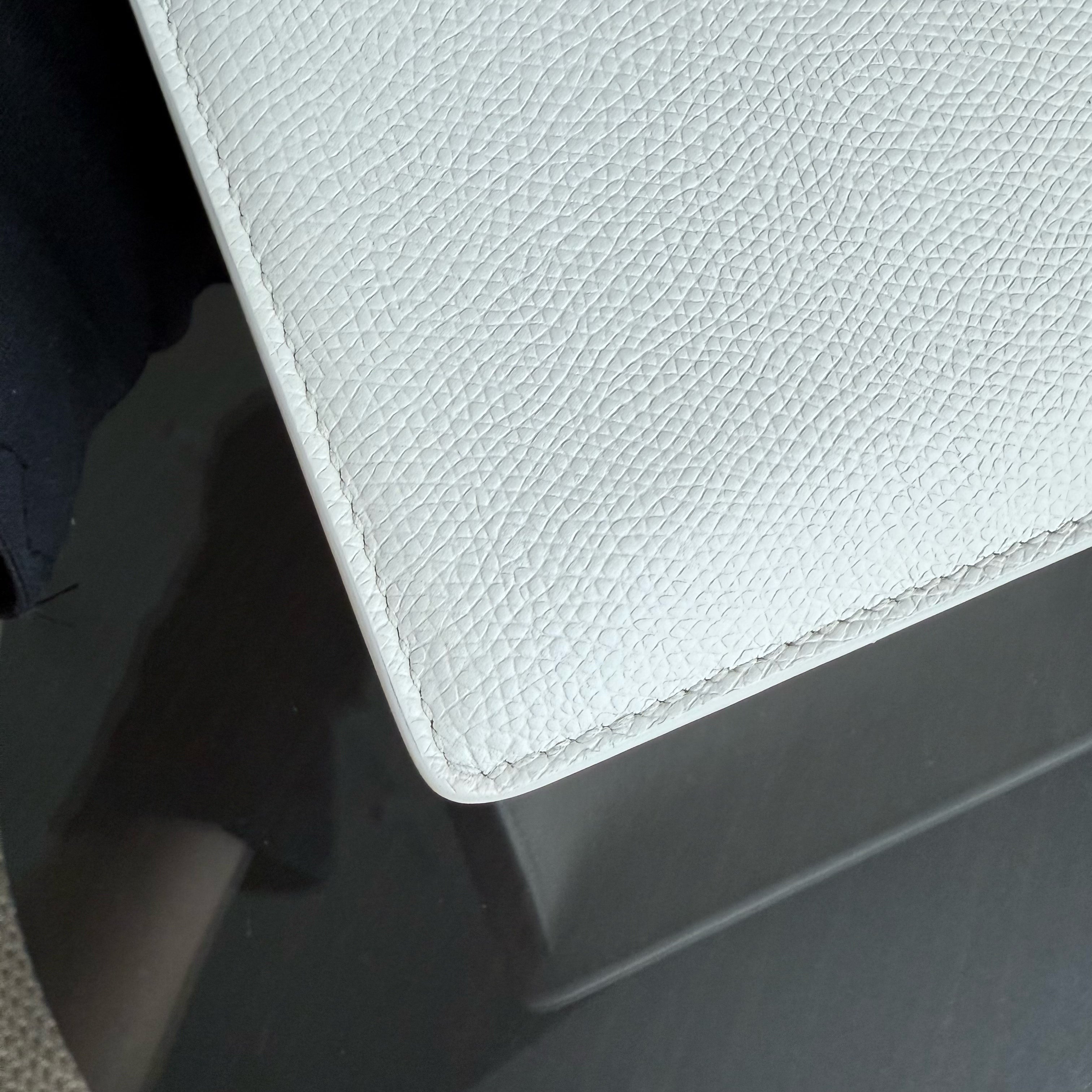 Dior 30 Montaigne - Grained Calfskin White Silver Hardware