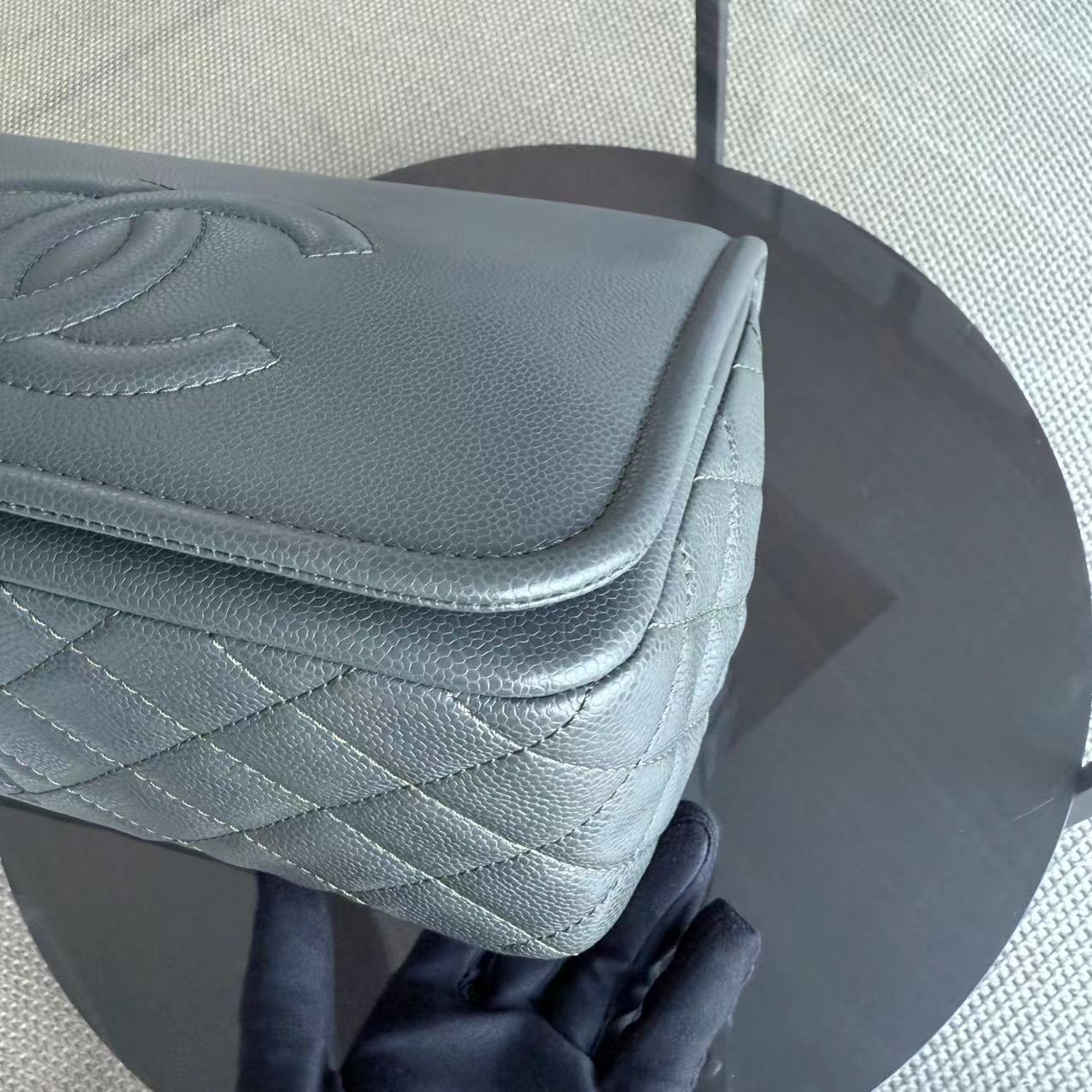 Chanel Caviar Seasonal Jumbo CC Flap 29CM Green Silver Hardware Series 15