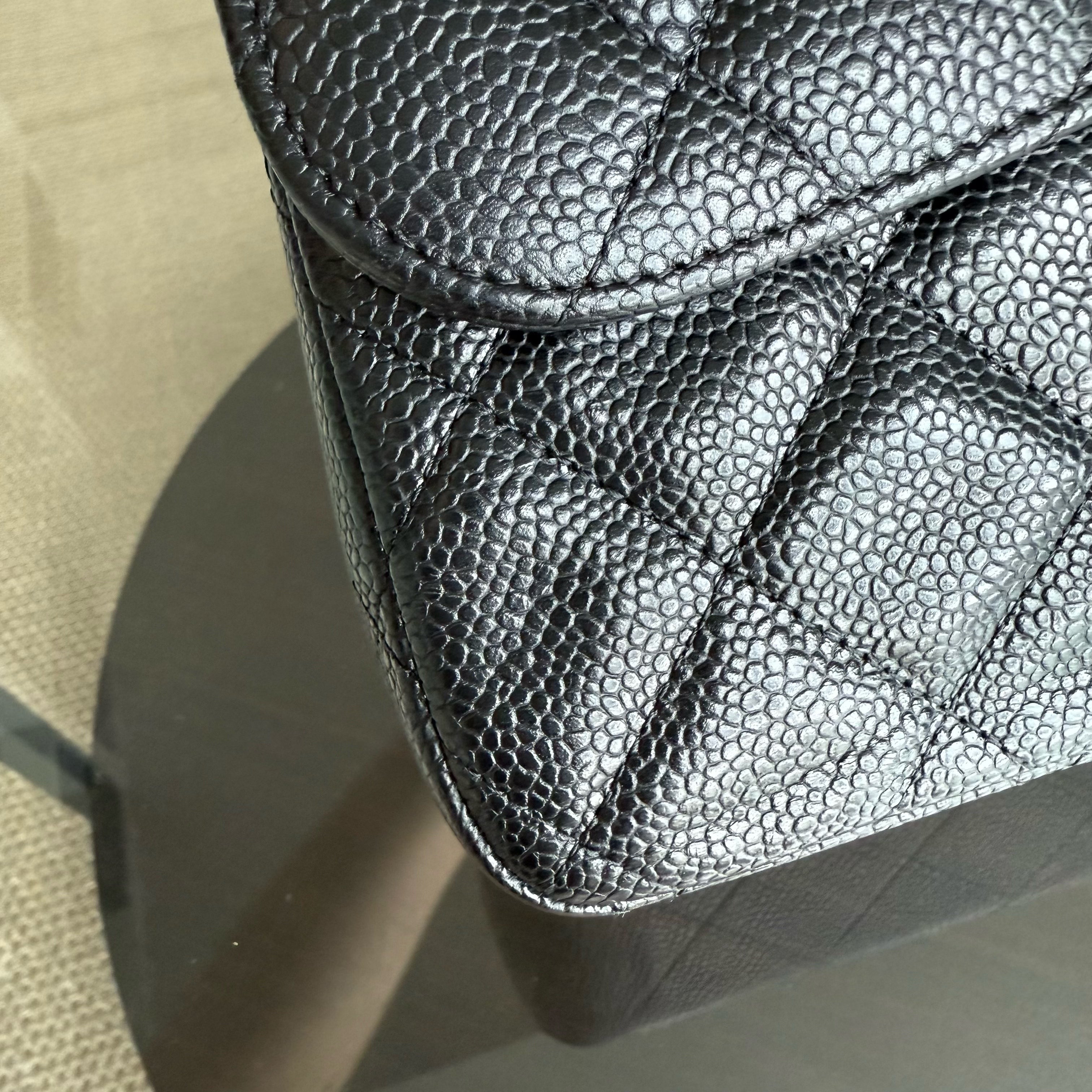 Chanel Classic Flap Jumbo - Double Flap Caviar 30CM Quilted Black Silver Hardware Series 16