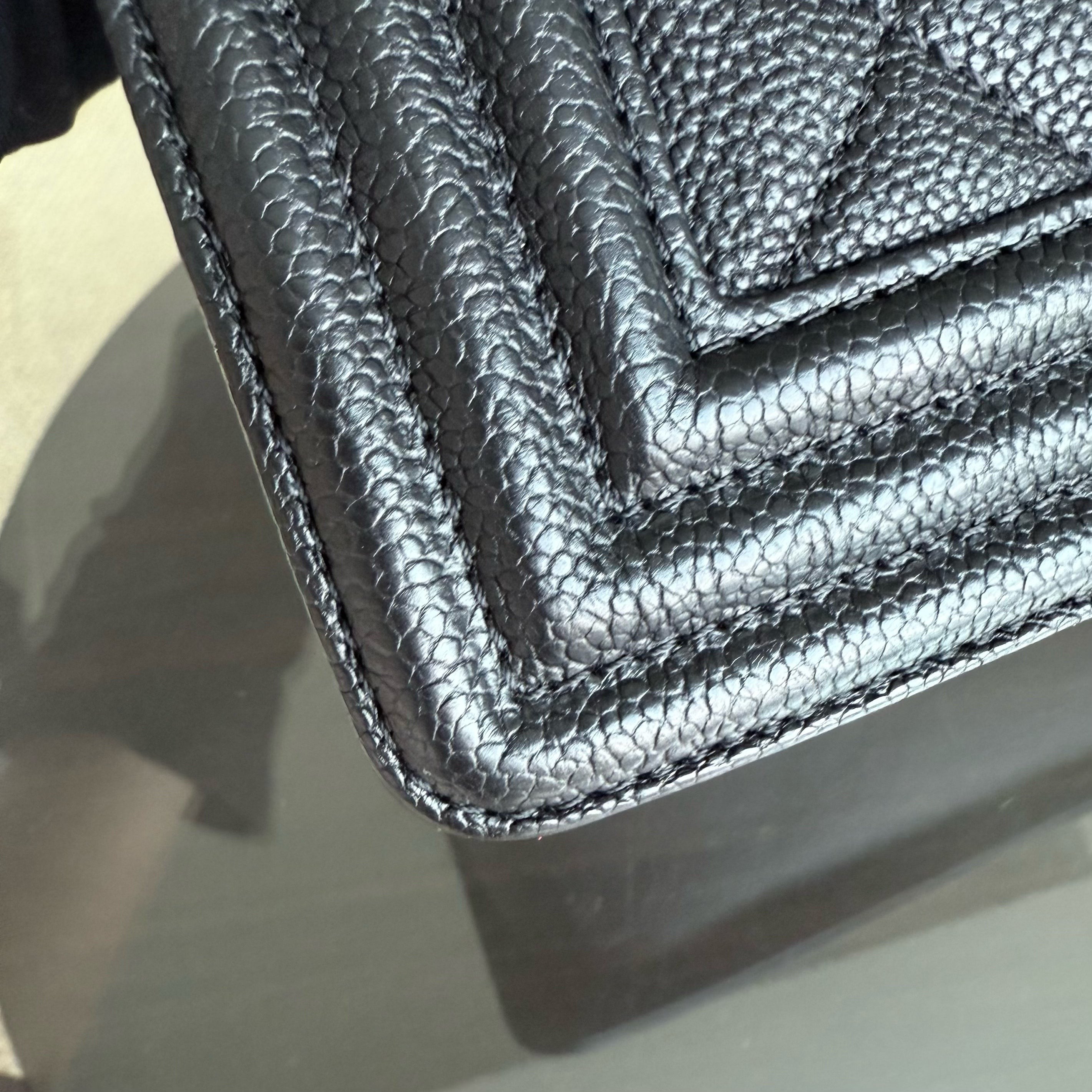 Chanel Boy Medium - Caviar 28CM New Medium Quilted Black Ruthenium Silver Hardware