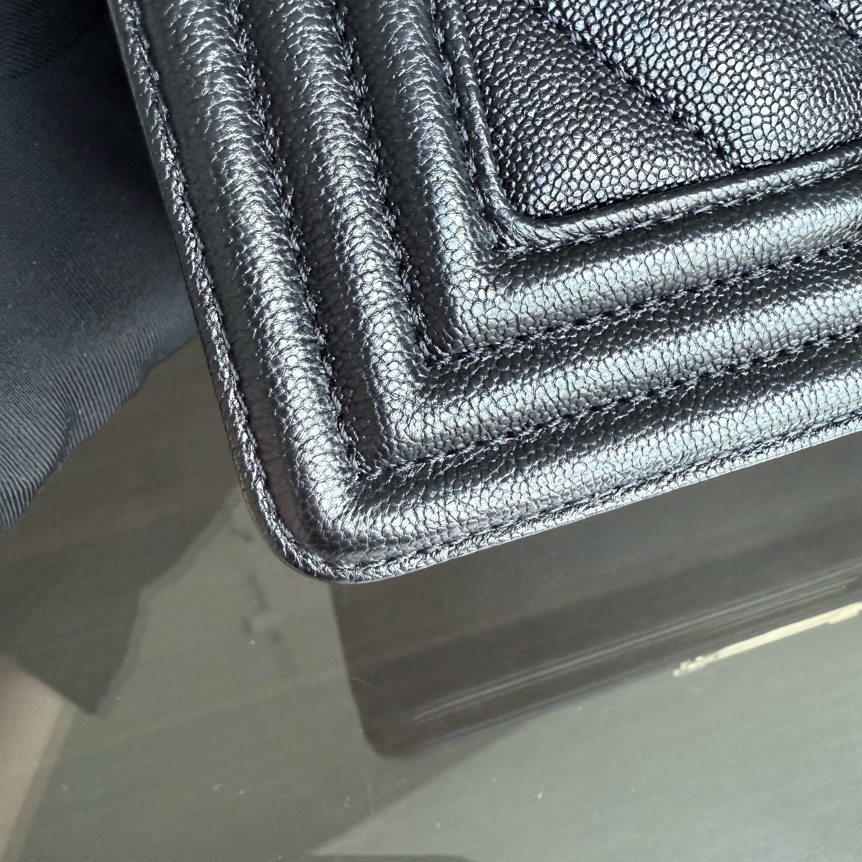 Chanel Boy Small - Caviar 20CM Chevron Black Gold Hardware Series 27
