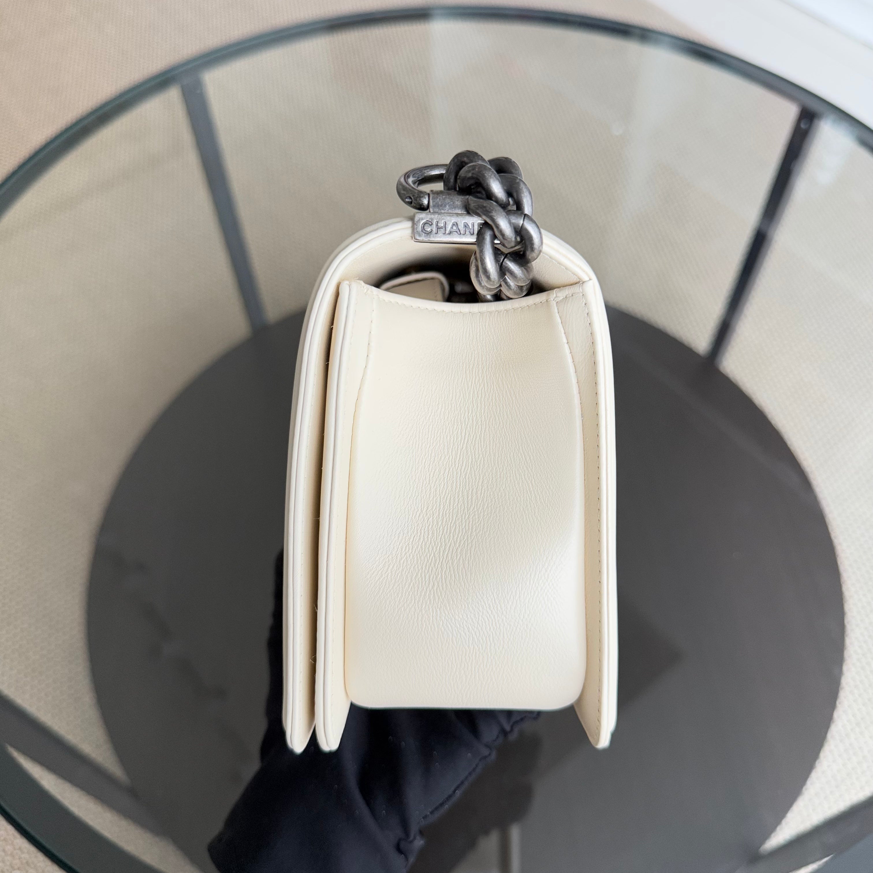 Chanel Boy Medium - 25CM Chevron Calfskin Cream White Ruthenium Silver Hardware Series 20