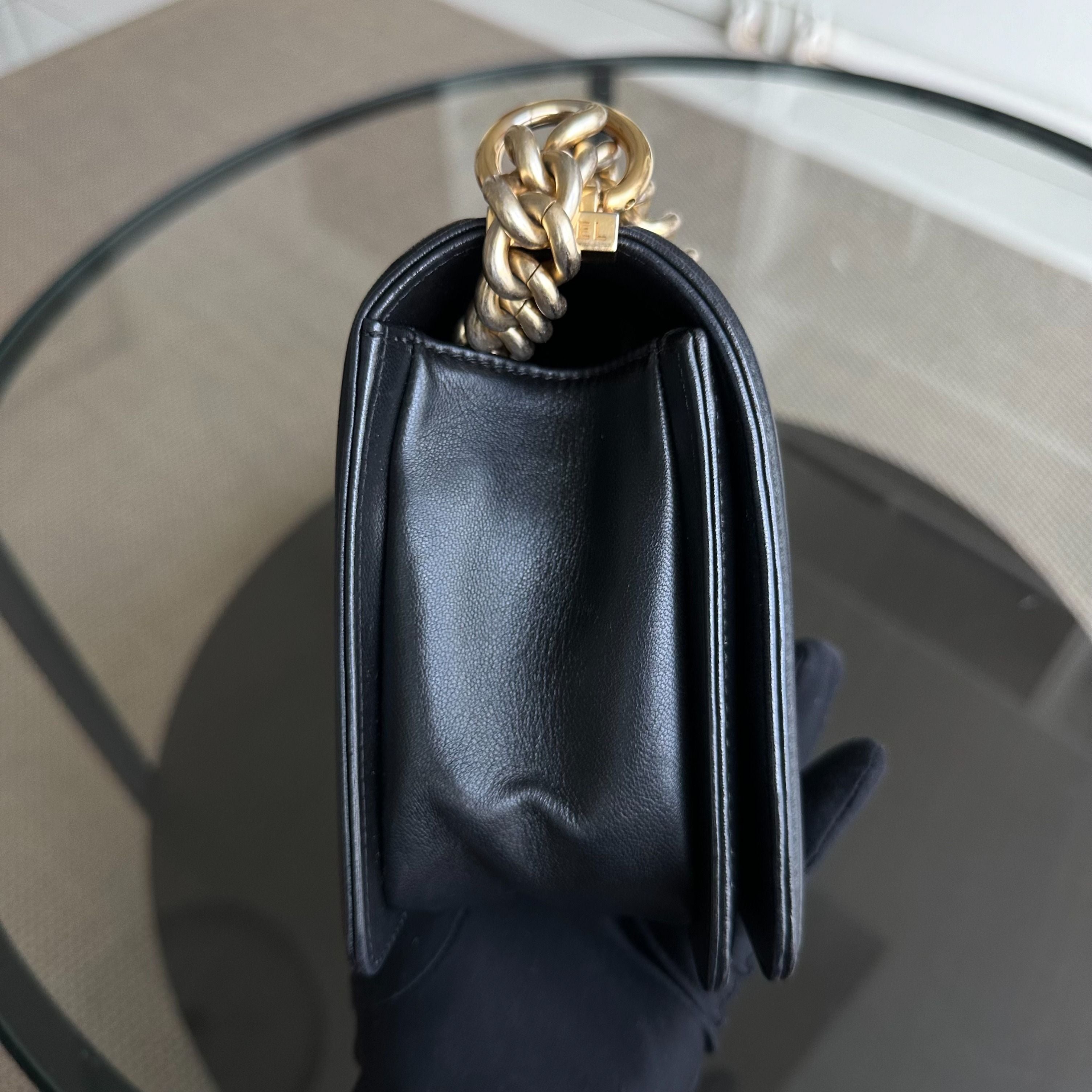 *Full set, Receipt* Chanel Boy Old Medium 25CM Lambskin Quilted Lambskin Black GHW No 22 - Luxury Evermore