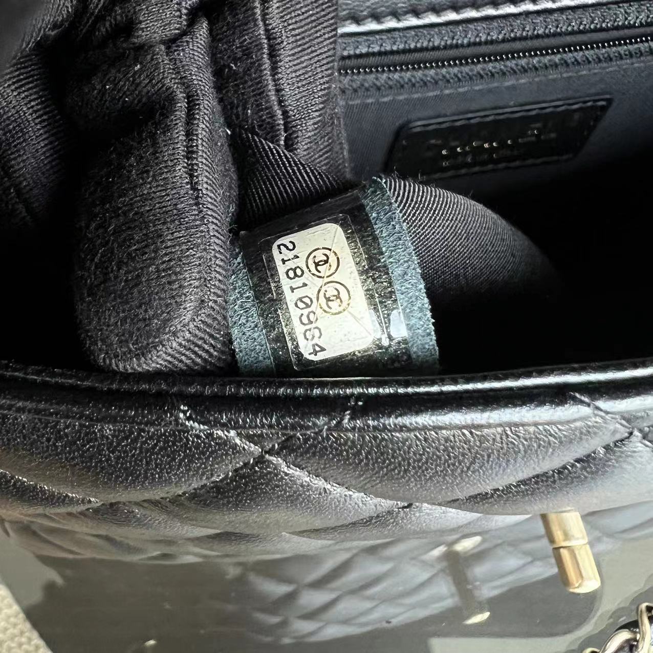 *Full Set Receipt* Chanel Mademoiselle Chic Seasonal Flap Medium 26CM Lambskin Black GHW No 21 - Luxury Evermore