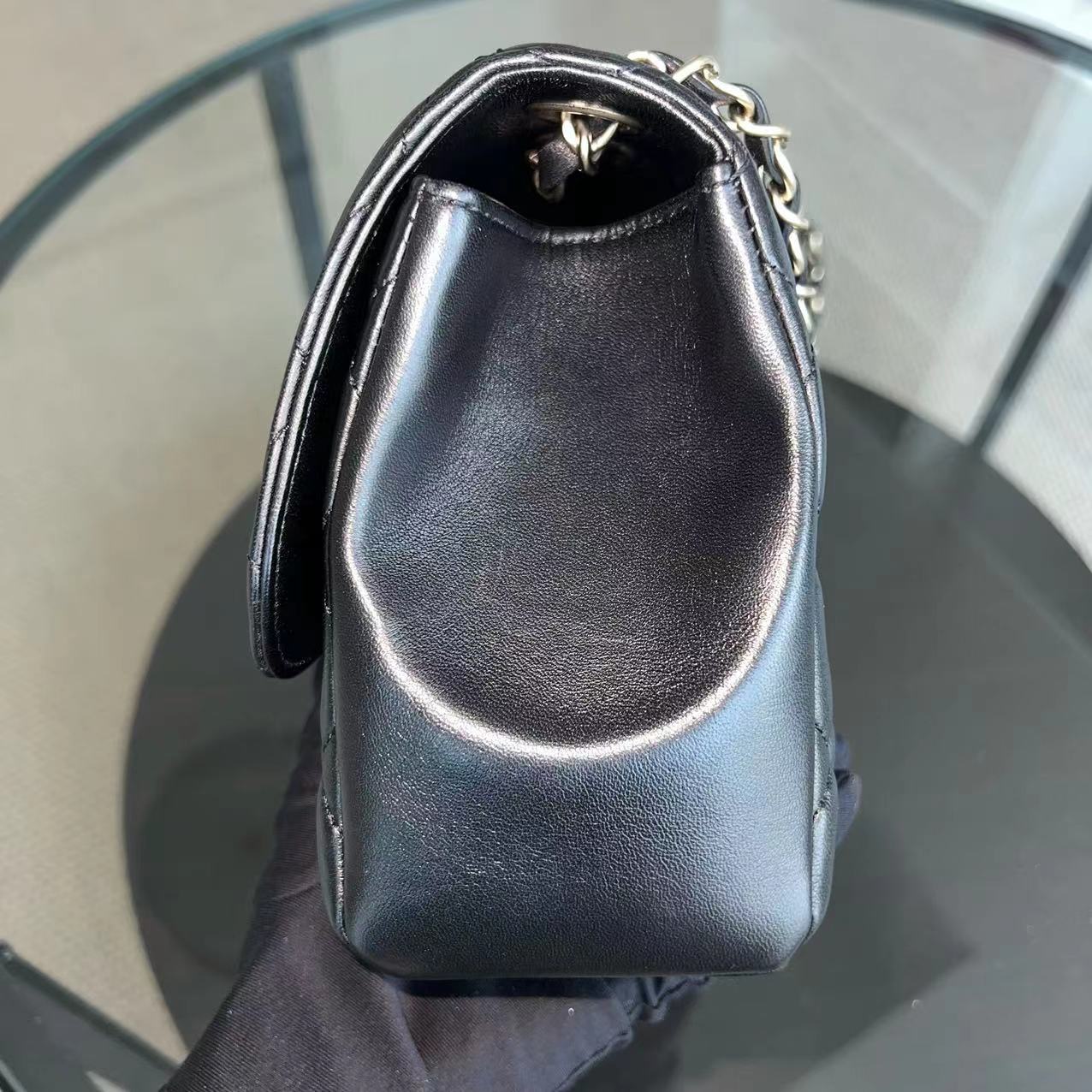 *Full Set Receipt* Chanel Mademoiselle Chic Seasonal Flap Medium 26CM Lambskin Black GHW No 21 - Luxury Evermore