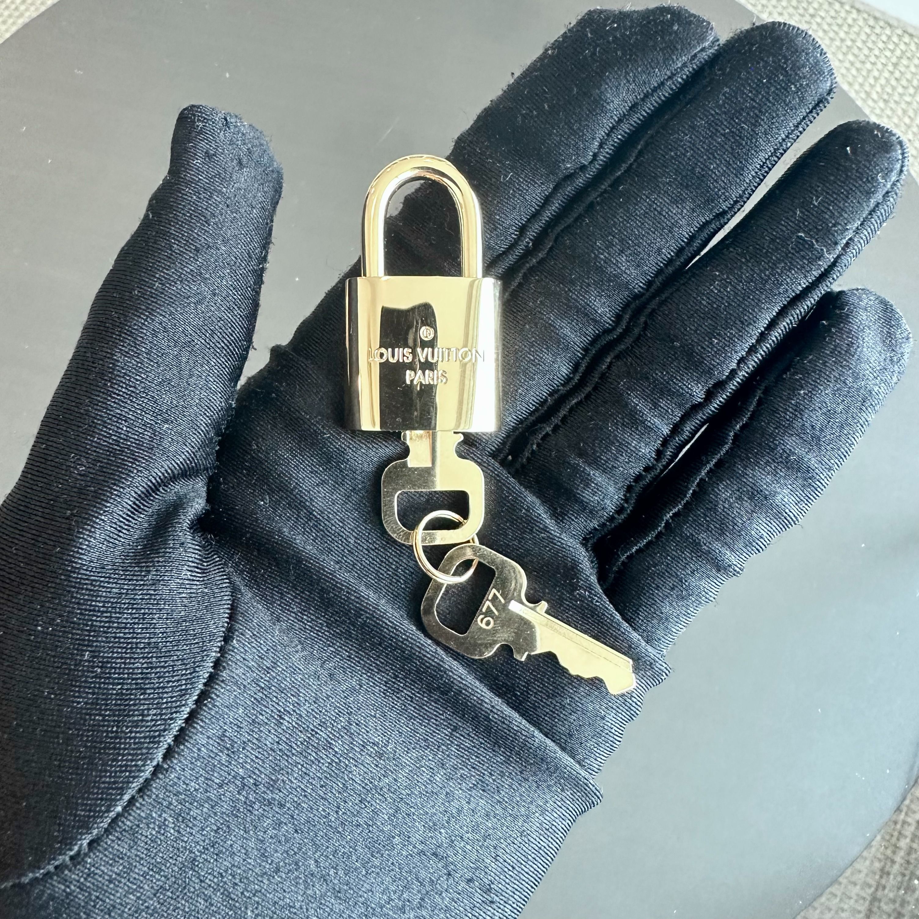 *Full Set, Receipt* Louis Vuitton LV Petite Palais Bicolor Monogram Emplant Shoulder Bag - Luxury Evermore