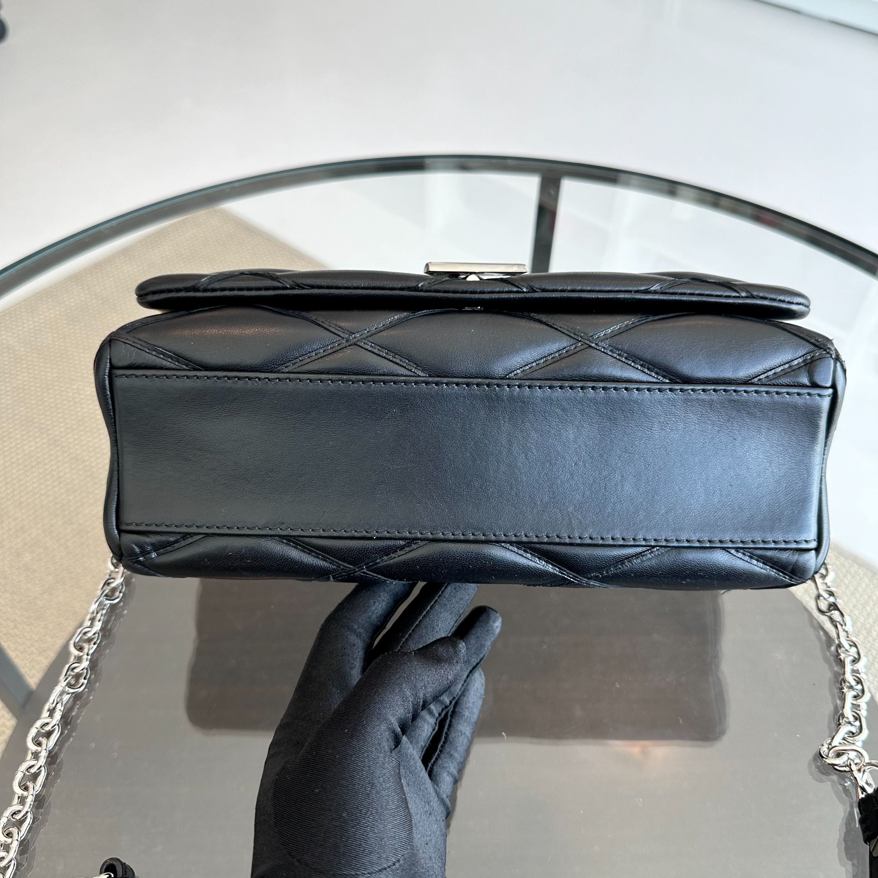 Louis Vuitton LV Malletage Twist Go-14 MM Black SHW Shoulder Bag - Luxury Evermore