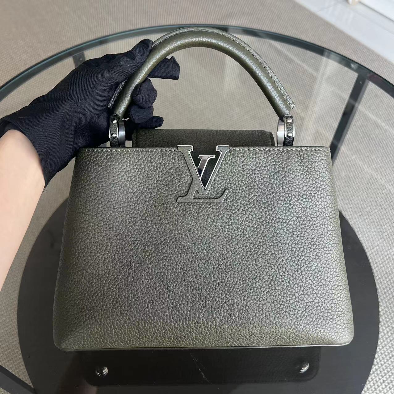 LV Capucines BB Grained Calfskin Taurillon Silver Hardware Louis Vuitton - Luxury Evermore