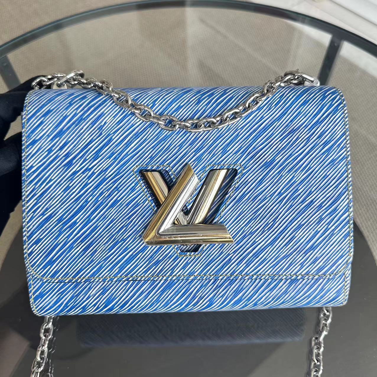 LV Louis Vuitton Twist MM Light Blue Denim EPI Leather Two-tone Metal - Luxury Evermore