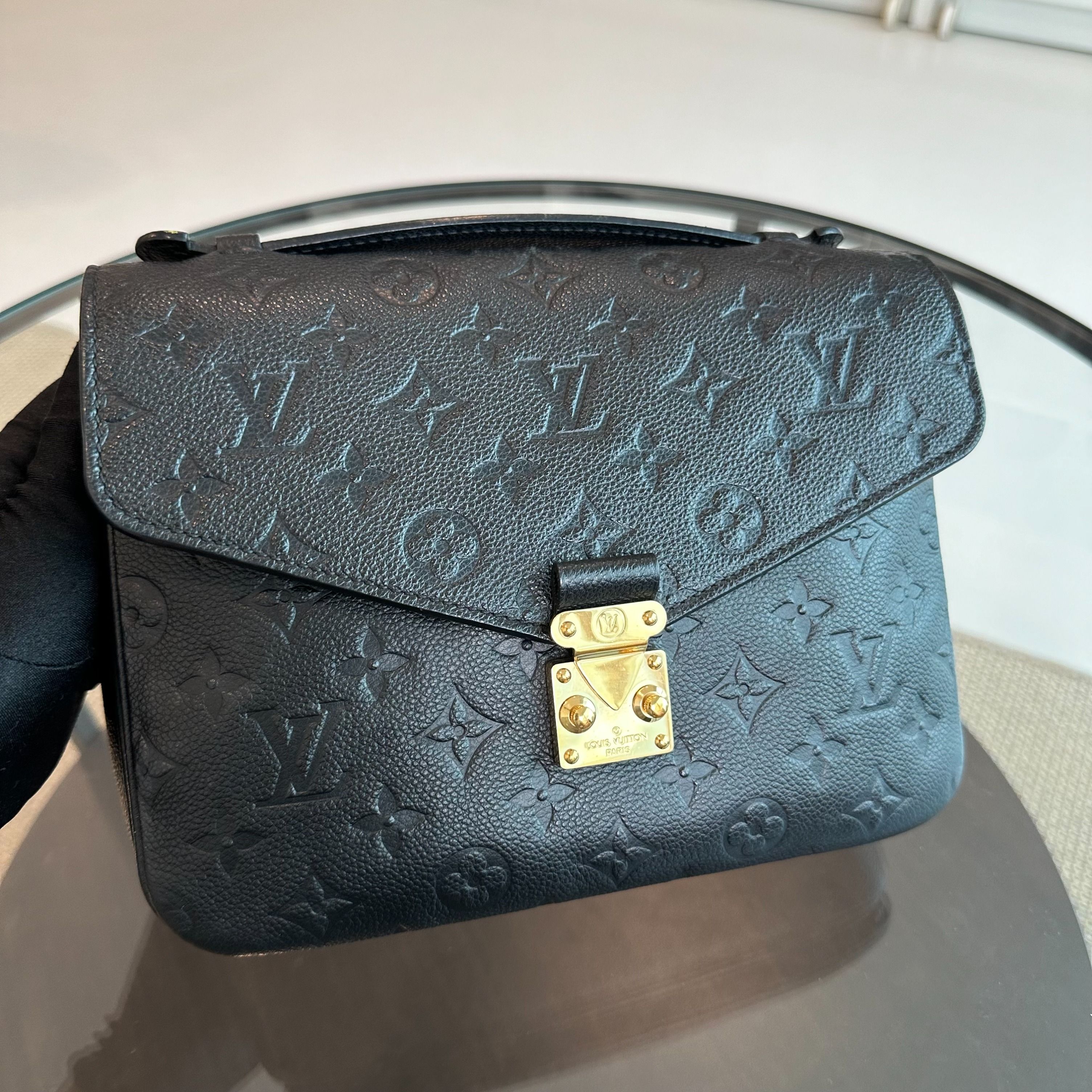 LV Pochette Metis MM Nior Monogram Empreinte Leather Black Louis Vuitton - Luxury Evermore