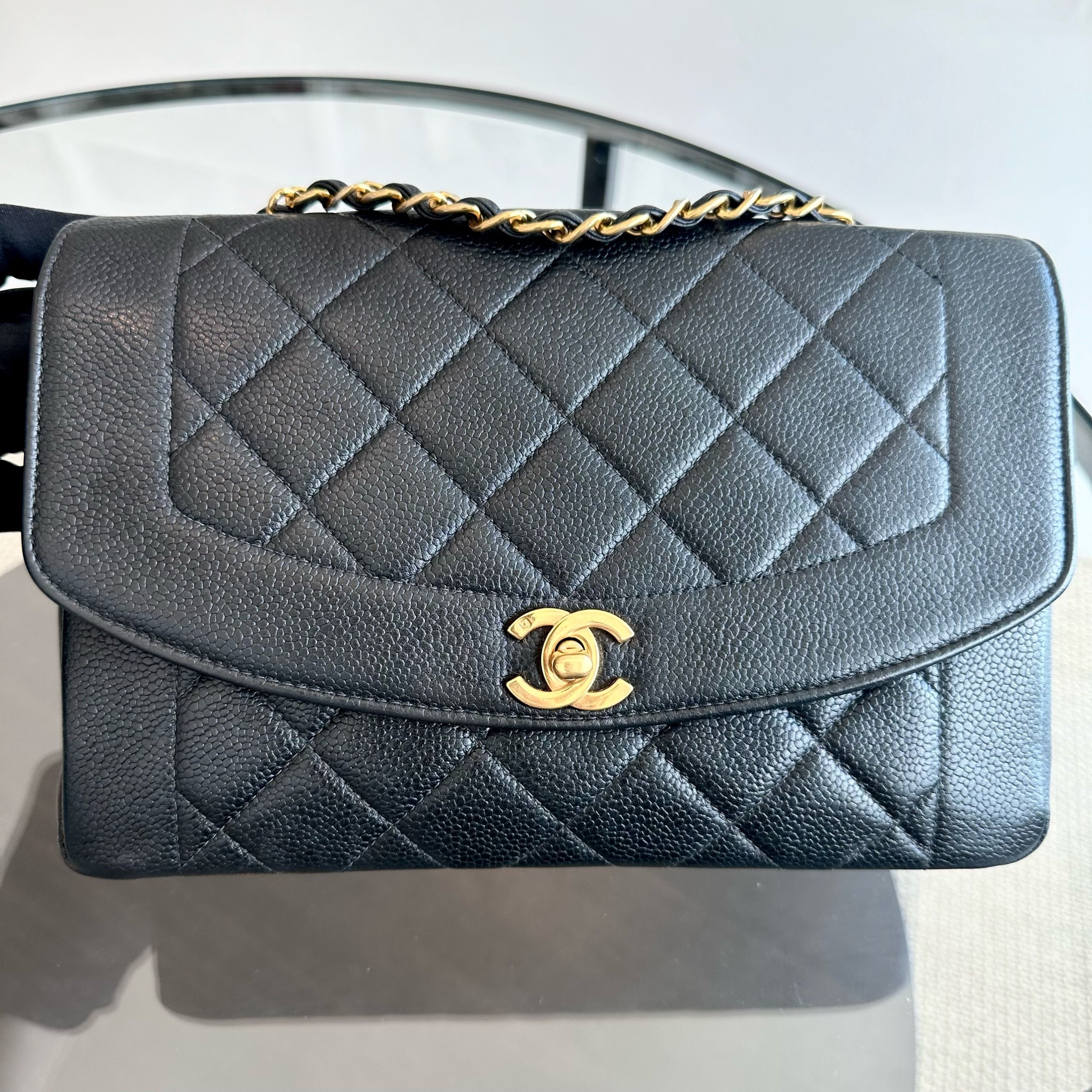 *Rare* Chanel Caviar Diana Medium Calfskin 24K Vintage GHW No 4 - Luxury Evermore