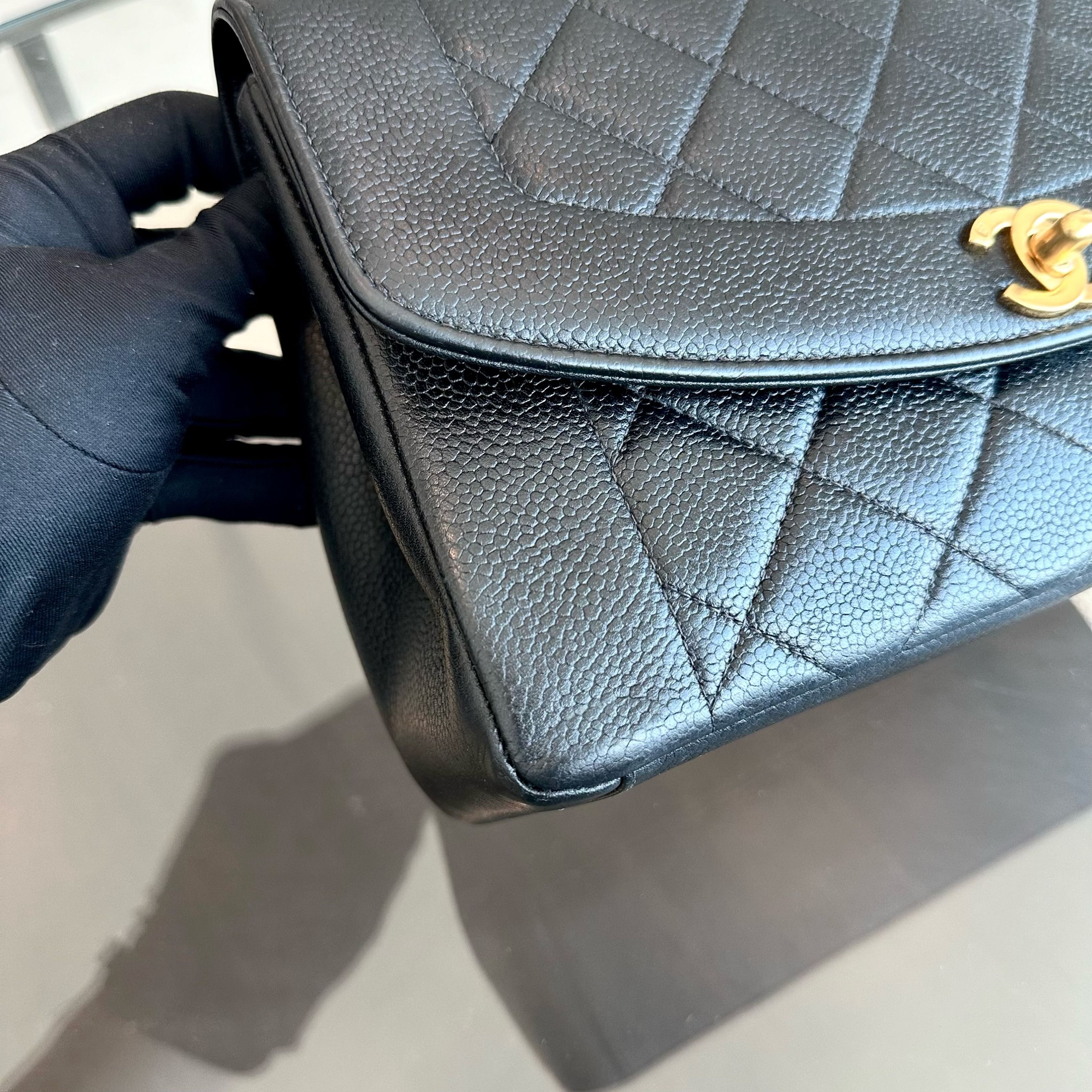 *Rare* Chanel Caviar Diana Medium Calfskin 24K Vintage GHW No 4 - Luxury Evermore