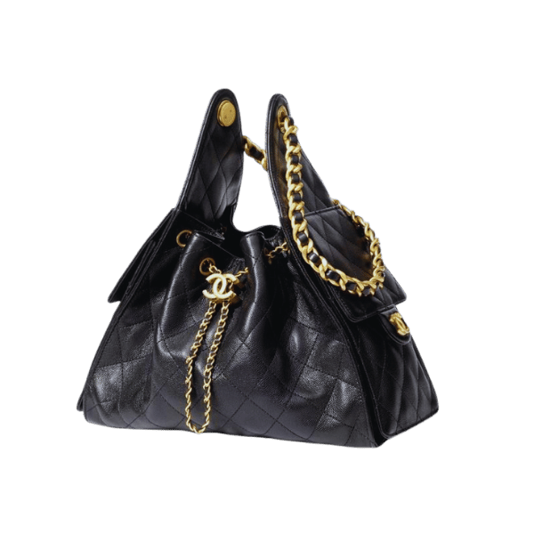 Hermès vs Chanel: Which Luxury Handbag is the Better Investment Piece?