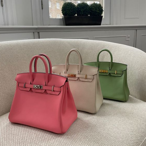 Choosing Between Hermès Birkin and Kelly Bags: A Comprehensive Guide