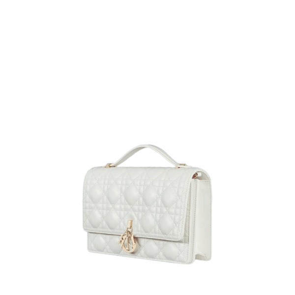 The Ultimate Guide to White Designer Purses: Find Your Perfect Bag