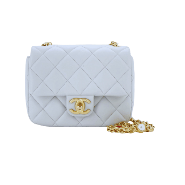 Chanel Bag Sizes: Your Ultimate Guide to Classic Flap Bags