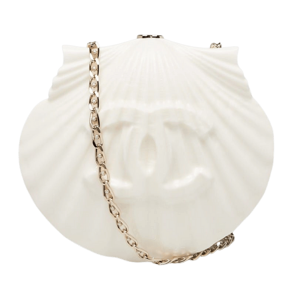Chanel Shell Bag: The Ultimate Clutch Gift for Fashion Enthusiasts