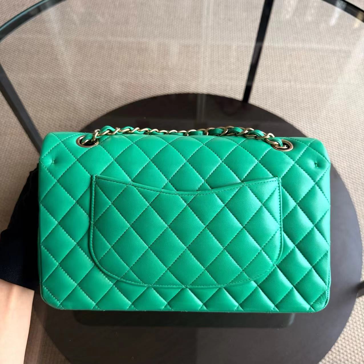 Chanel Classic Flap Medium - 25CM Double Flap Green Quilted Lambskin Gold Hardware Series 18