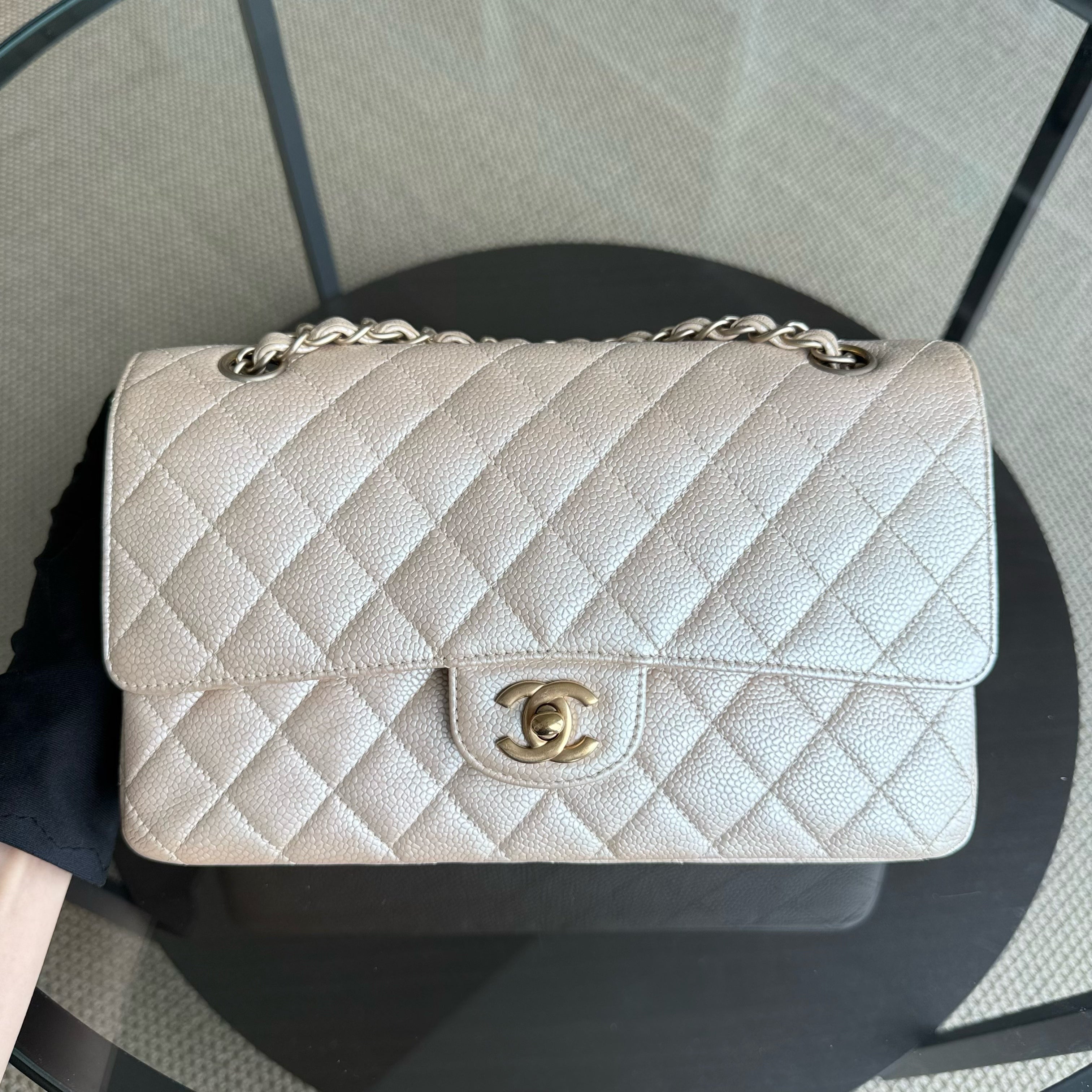 Chanel Classic Flap Medium - Caviar 25CM Quilted Pearl Iridescent Beige Gold Hardware Series 16