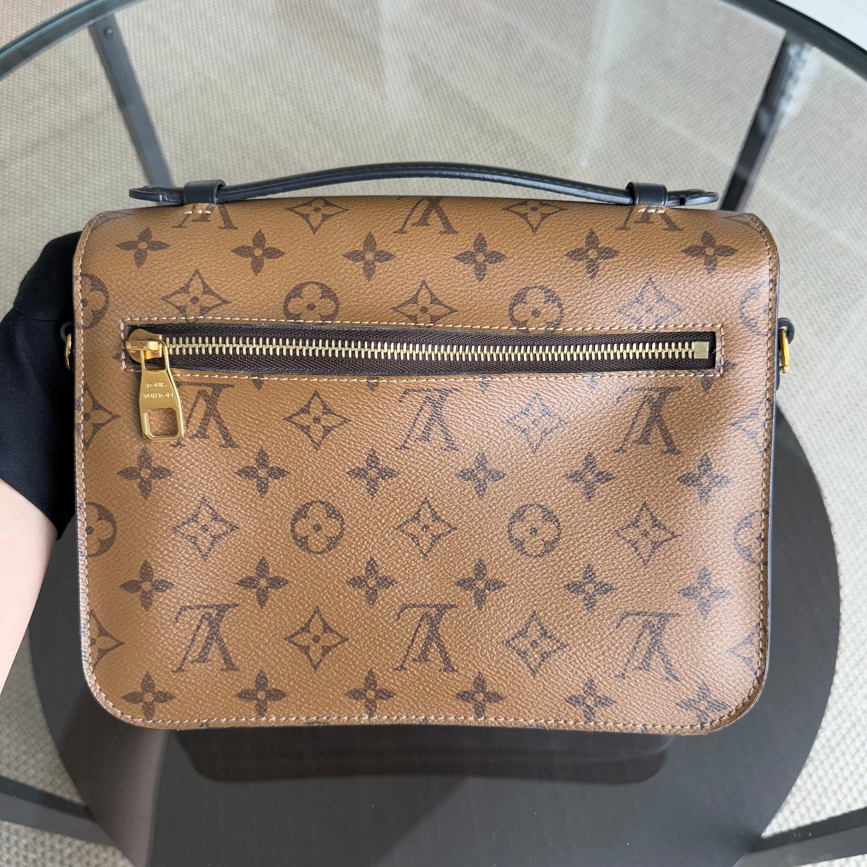 Louis Vuitton Pochette Metis - Reverse Monogram Canvas Gold Hardware