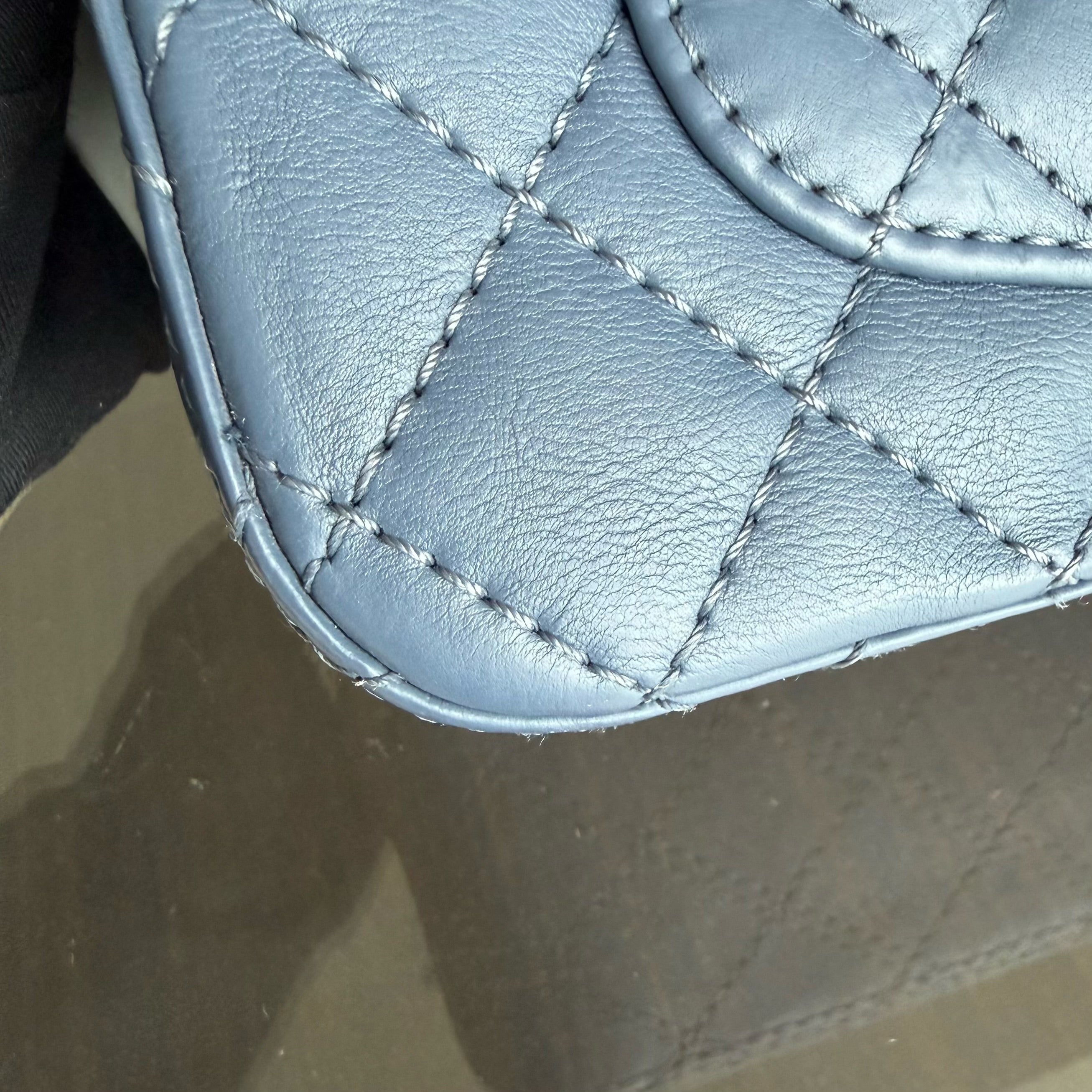 Chanel 2.55 Reissue Mini - 20CM Quilted Caviar Aged Grained Calfskin Blue Gold Hardware Series 23