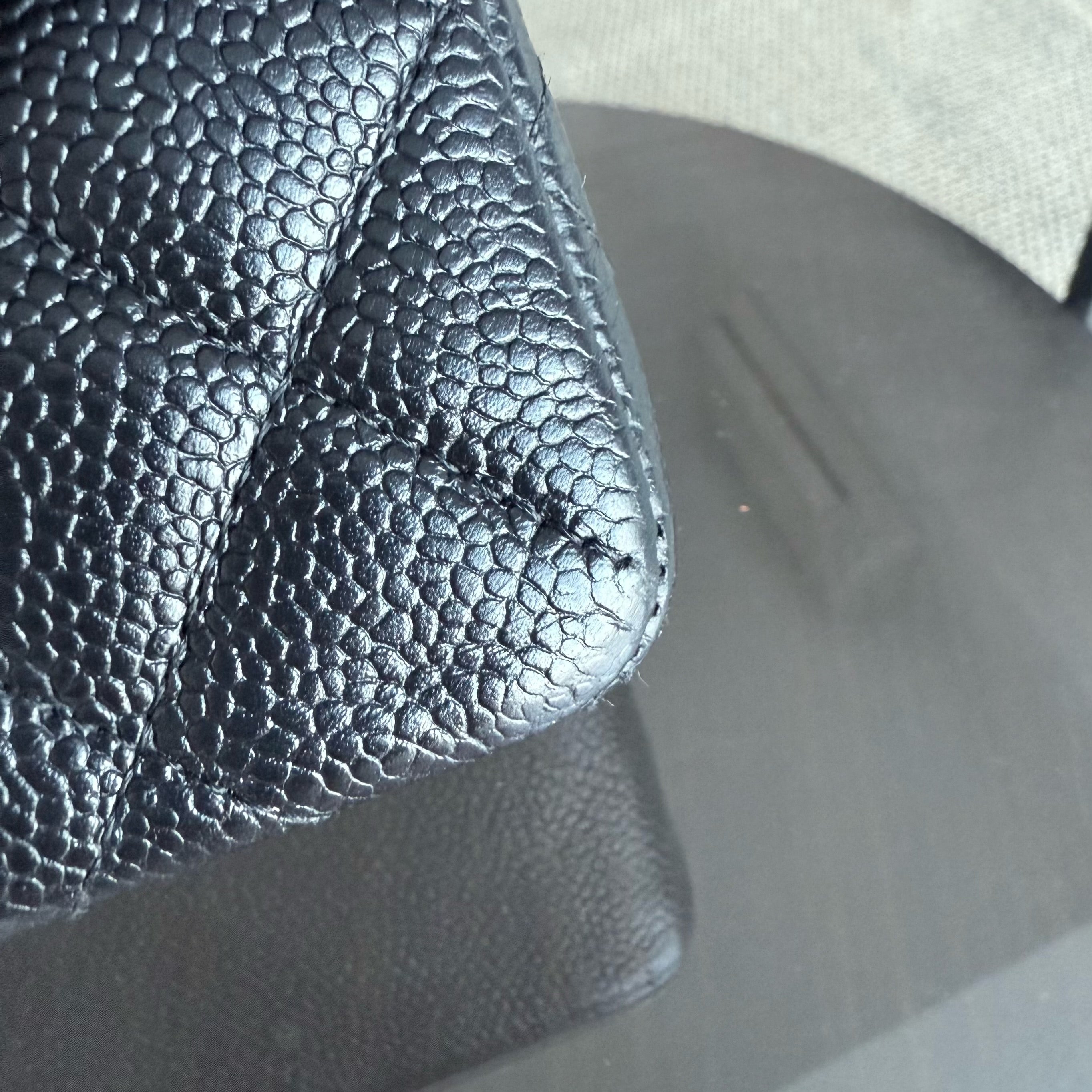 Chanel Classic Flap Small - Caviar 23CM Quilted Black Gold Hardware Series 16