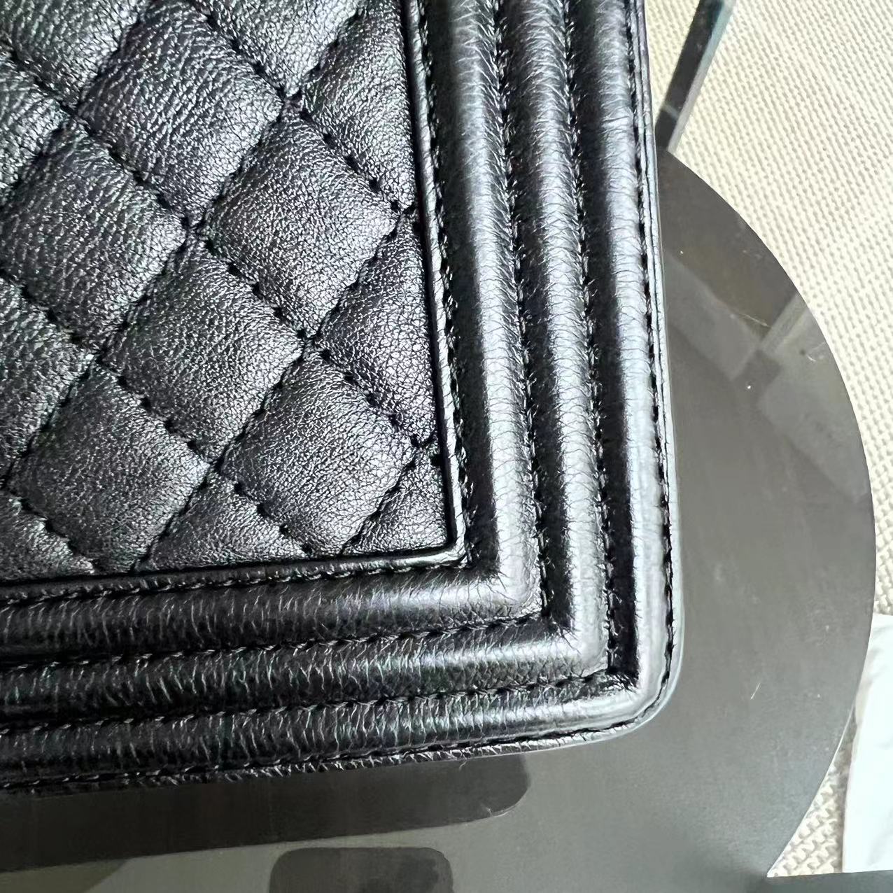 Chanel Calfskin Boy Old Medium 25CM Medium Quilted Black Ruthenium Silver Hardware Series 18