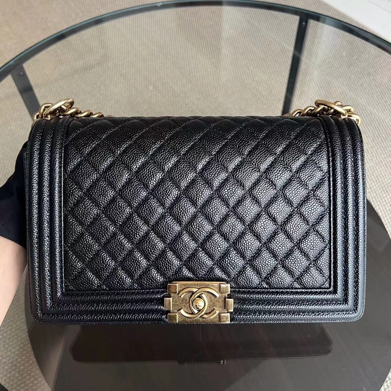 Chanel Caviar Boy New Medium 28CM Quilted Grained Calfskin Black Golden Hardware Series 20