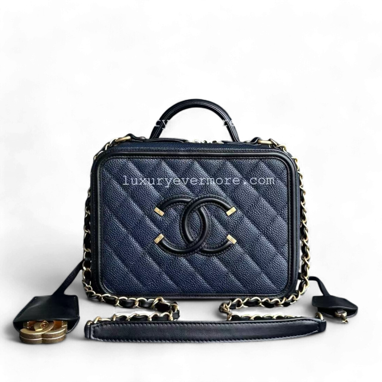 Chanel Vanity Case Filigree - Caviar Quilted Blue Black Golden Hardware