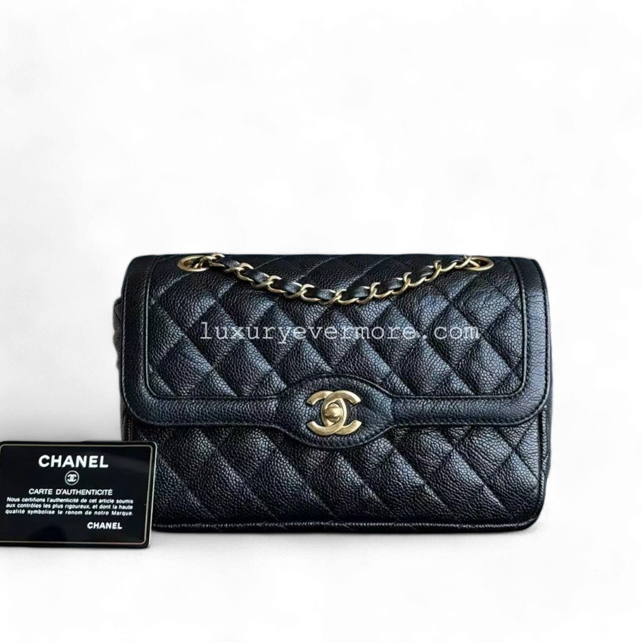 Chanel Caviar Small 23CM 16C Two-Tone Day Flap Black Golden Hardware Series 21