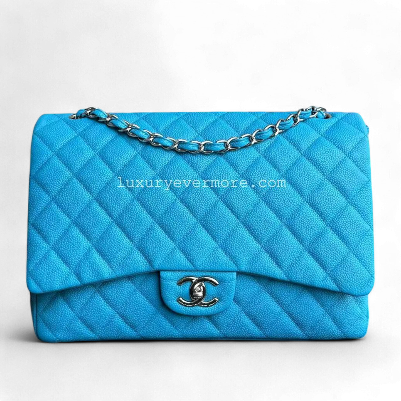 BALANCE of Maxi Classic Flap Caviar Double Flap Quilted Grained Calfskin Blue Silver Hardware Series 17