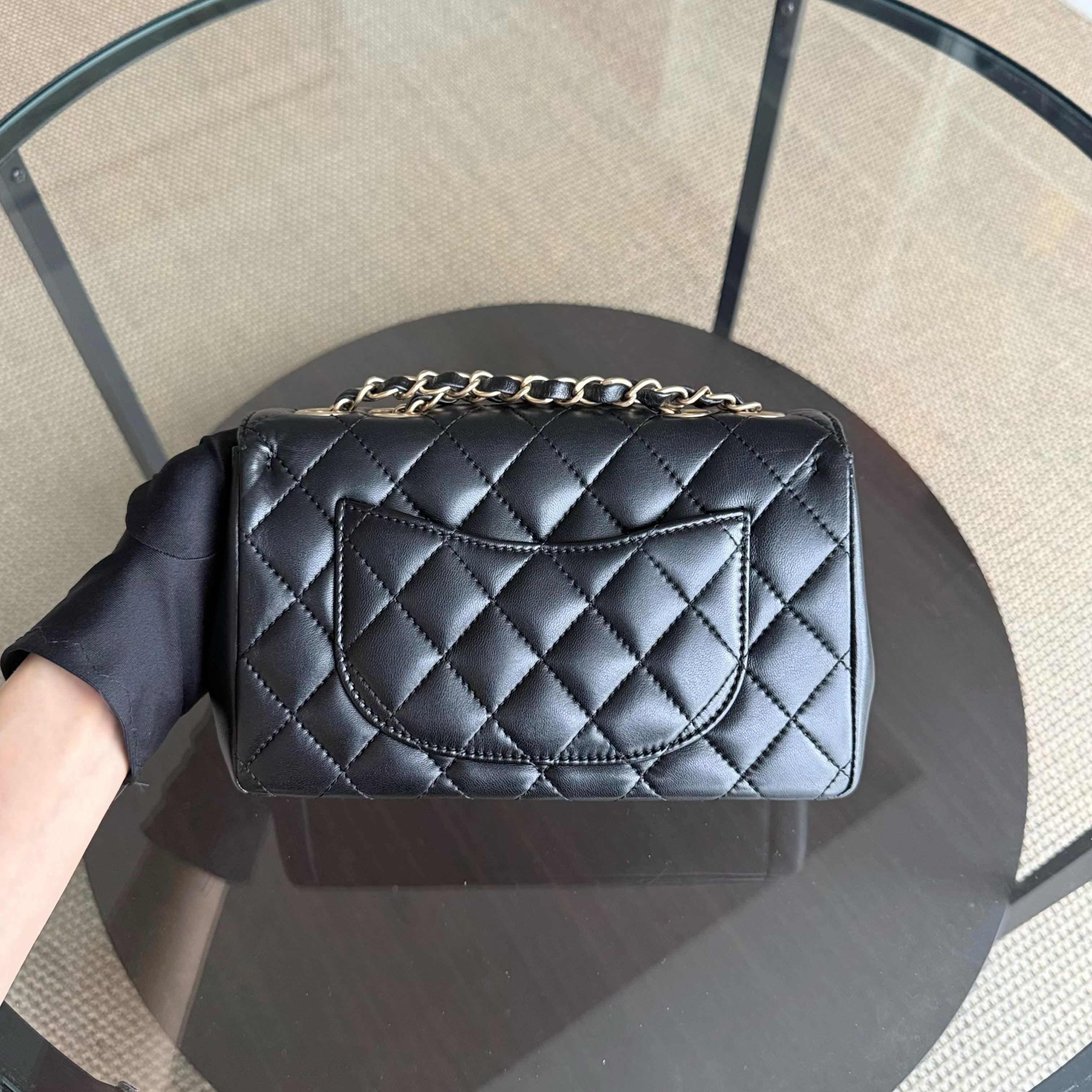 Chanel Mademoiselle Chic Flap Small - 23CM Quilted Lambskin Black Gold Hardware Series 21