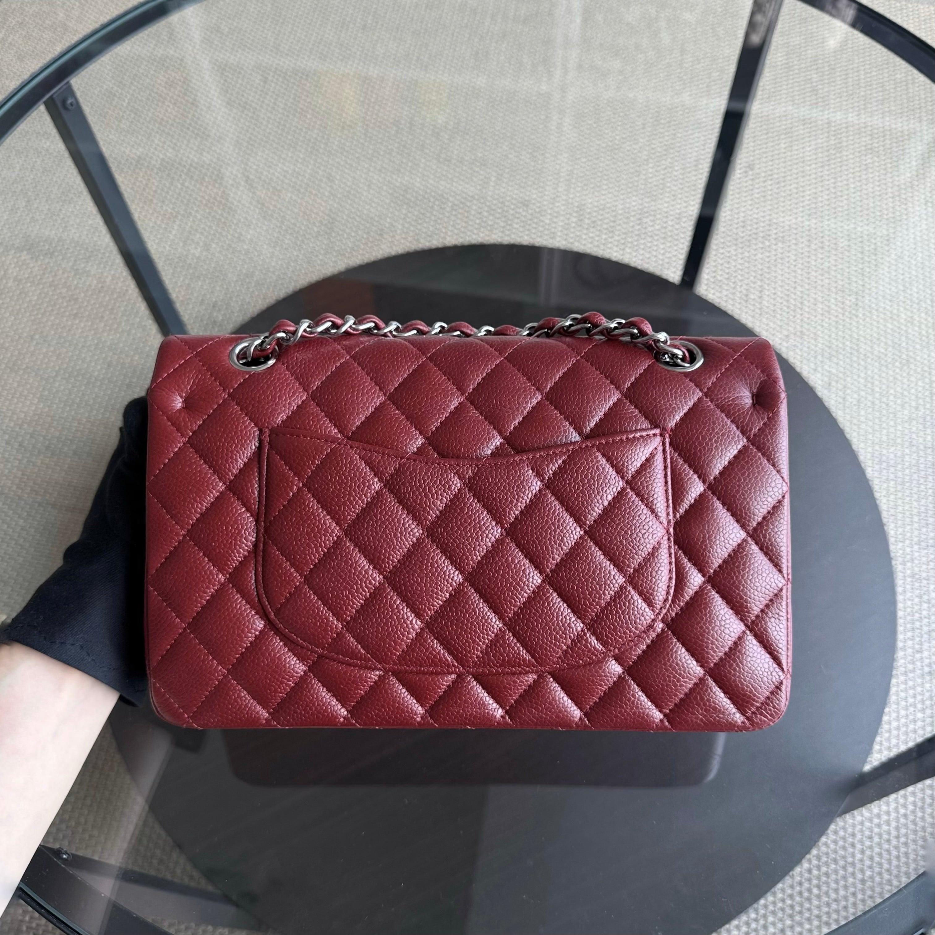 Chanel Classic Flap Medium - Caviar 25CM Quilted Burgundy Silver Hardware