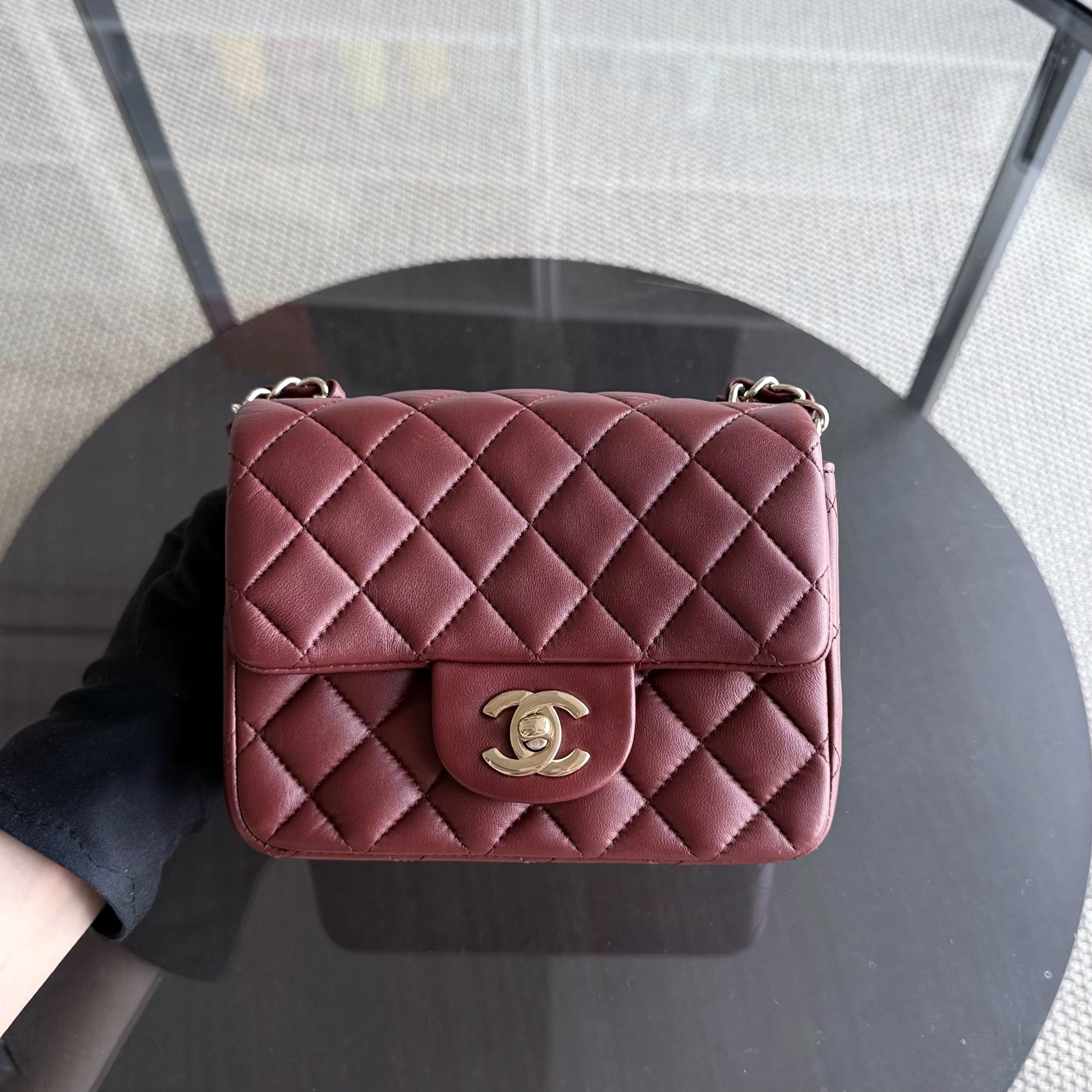 Chanel Classic Flap Mini Square - 17CM Quilted Lambskin Burgundy Gold Hardware Series 24