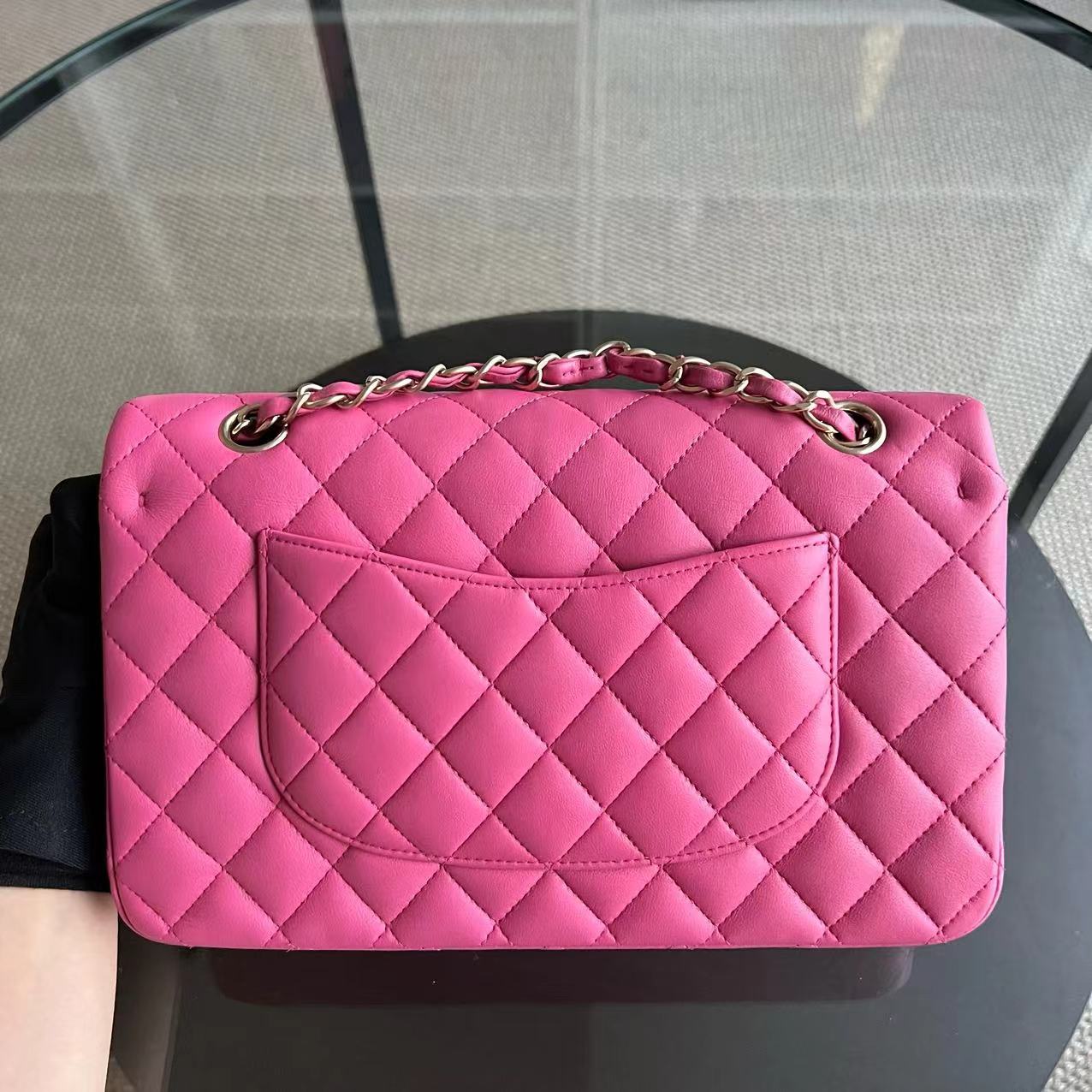 Chanel Classic Flap Medium - 25CM Lambskin Quilted Pink Golden Hardware Series 18