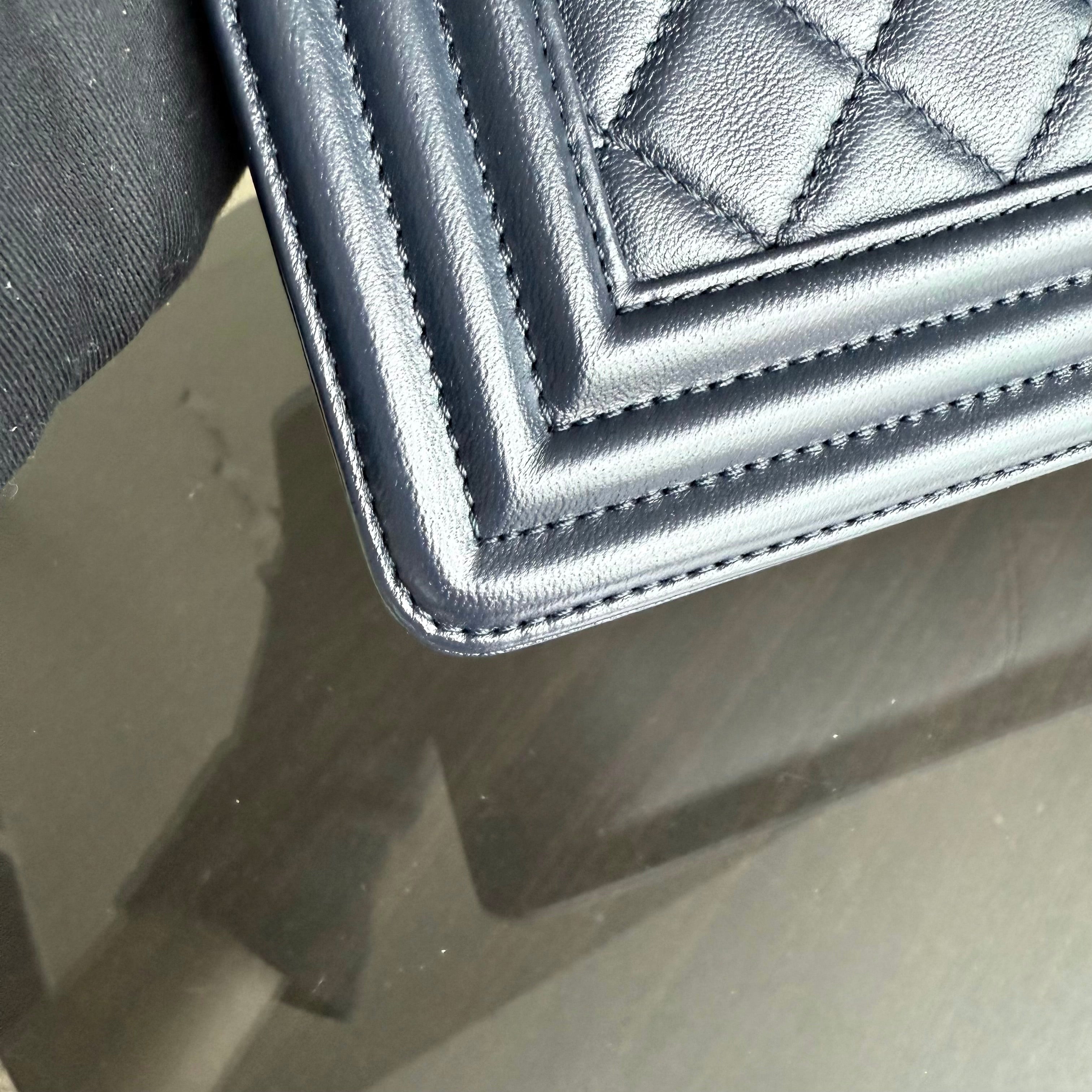 Chanel Boy Medium - 25CM Quilted Lambskin Dark Blue Gold Hardware Series 24