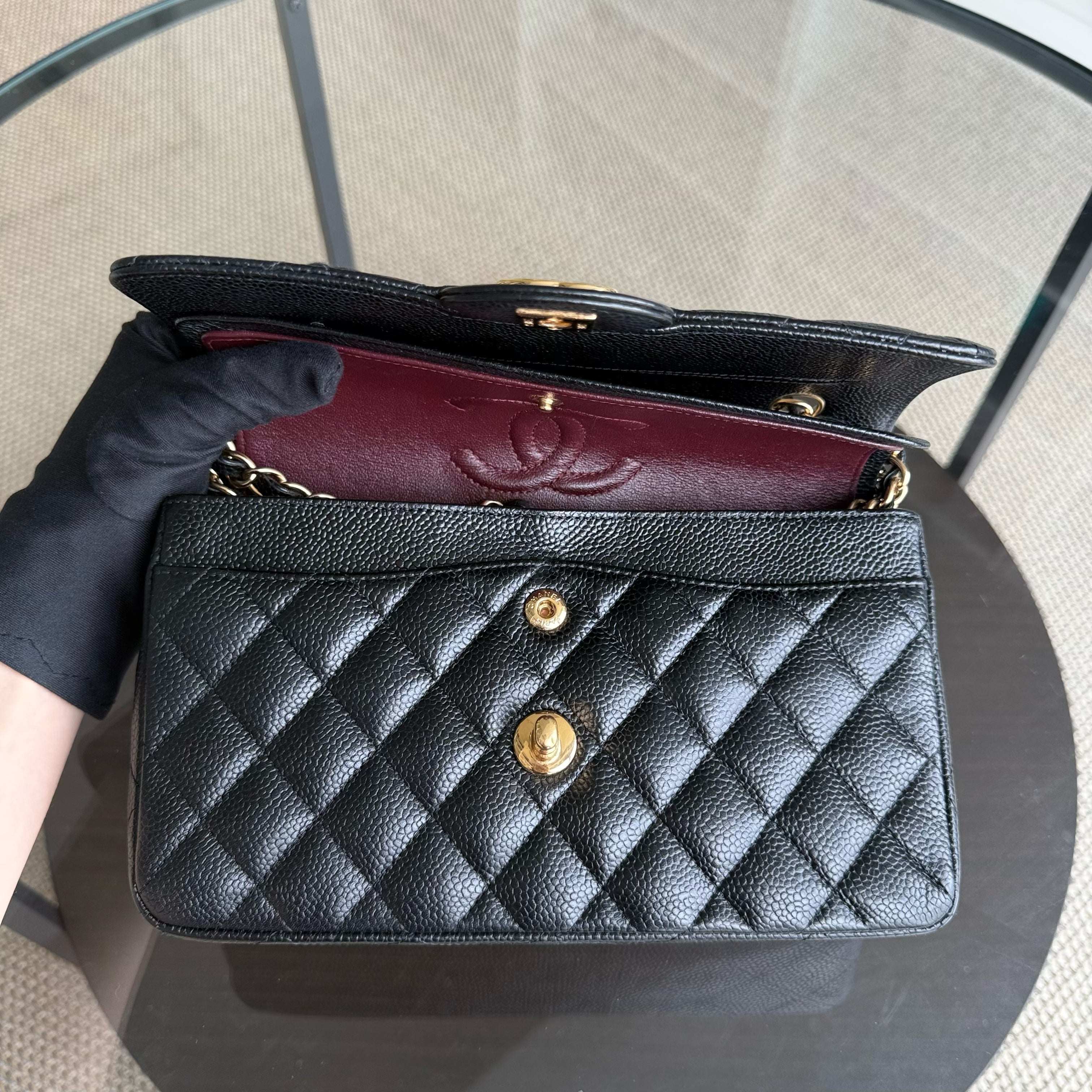 Chanel Classic Flap Small - Caviar 23CM Quilted Black Gold Hardware Series 28