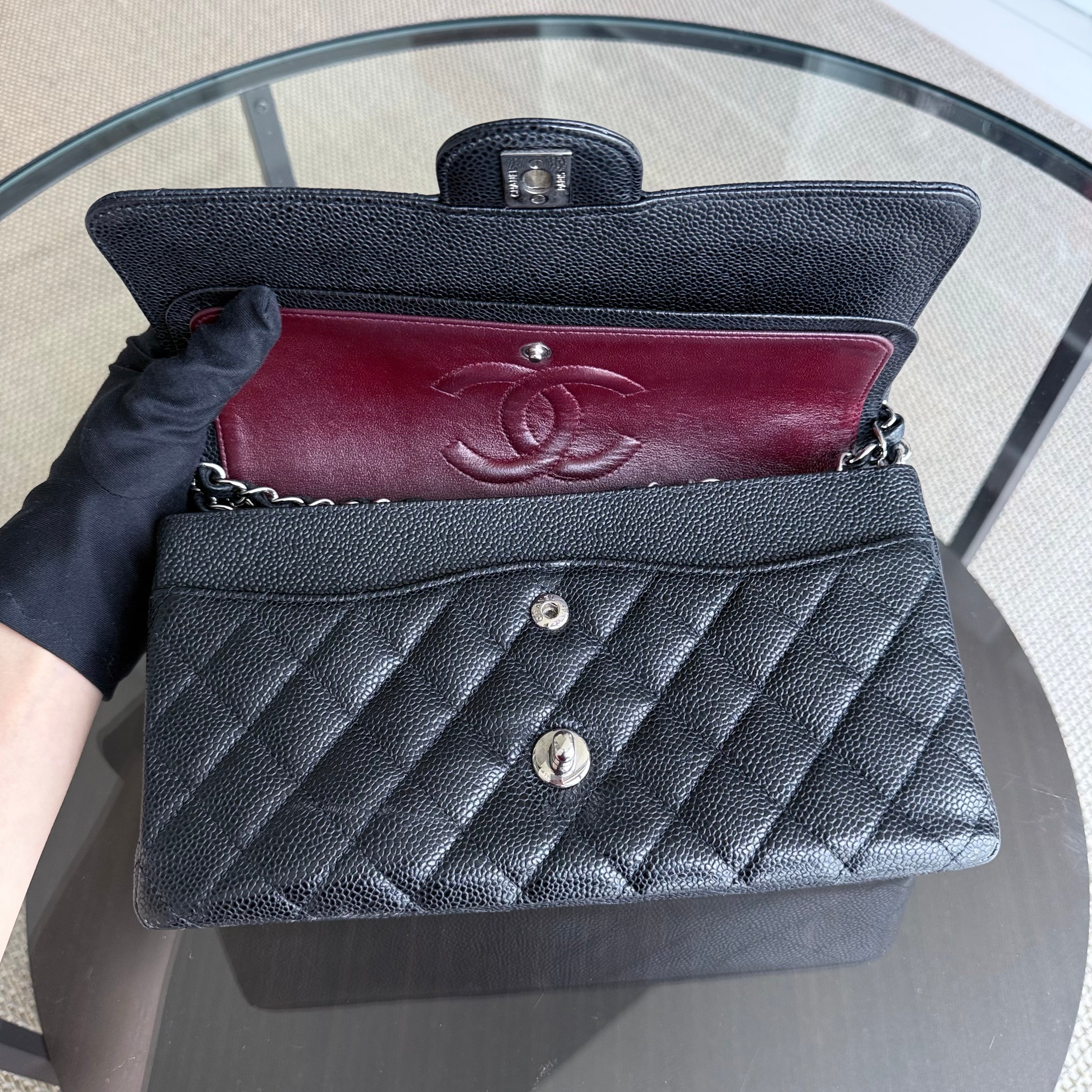 Chanel Classic Flap Medium - Caviar 25CM Quilted Black Silver Hardware Series 18