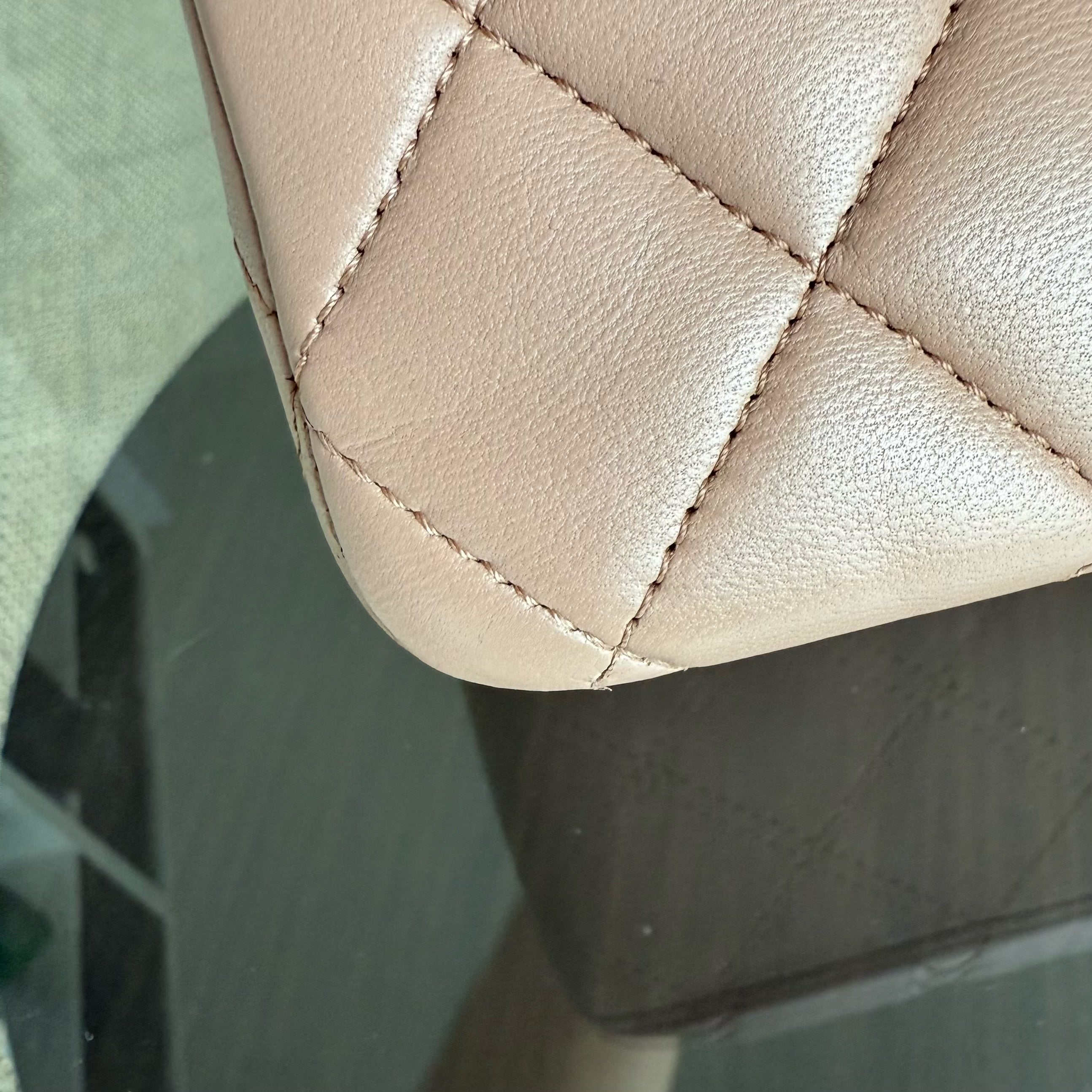 Chanel Classic Flap Medium - 25CM Quilted Lambskin Caramel Brown Gold Hardware Series 24