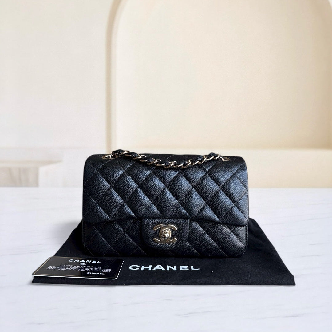 Chanel Caviar Mini Rectangle Classic Flap - 20CM Quilted Black Golden Hardware Series 25