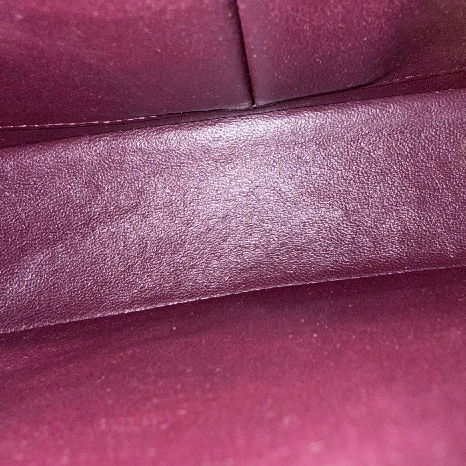 Chanel Classic Flap Medium - Caviar 25CM Quilted Black Silver Hardware Series 20