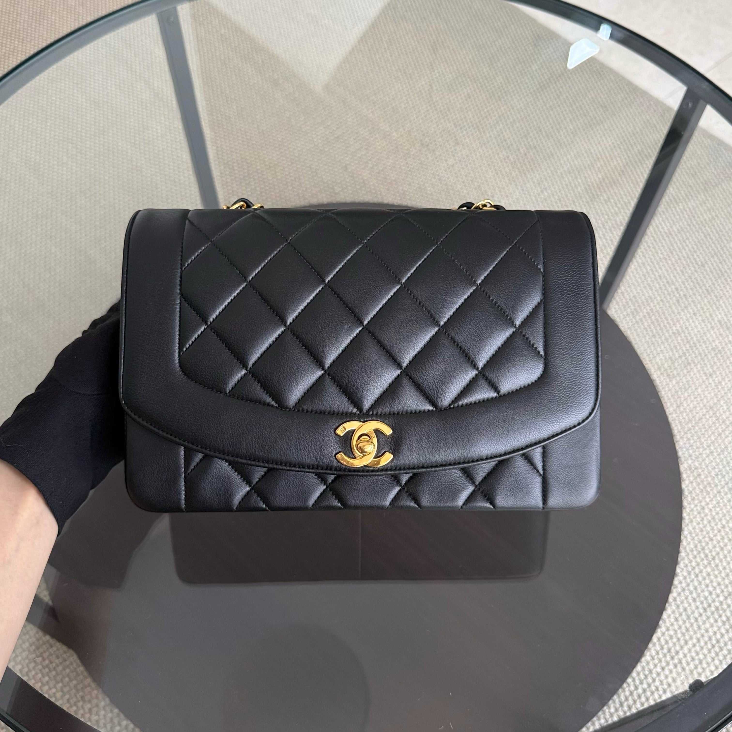 Chanel Diana Medium Vintage - 25CM Quilted Lambskin Black Gold Hardware Series 2
