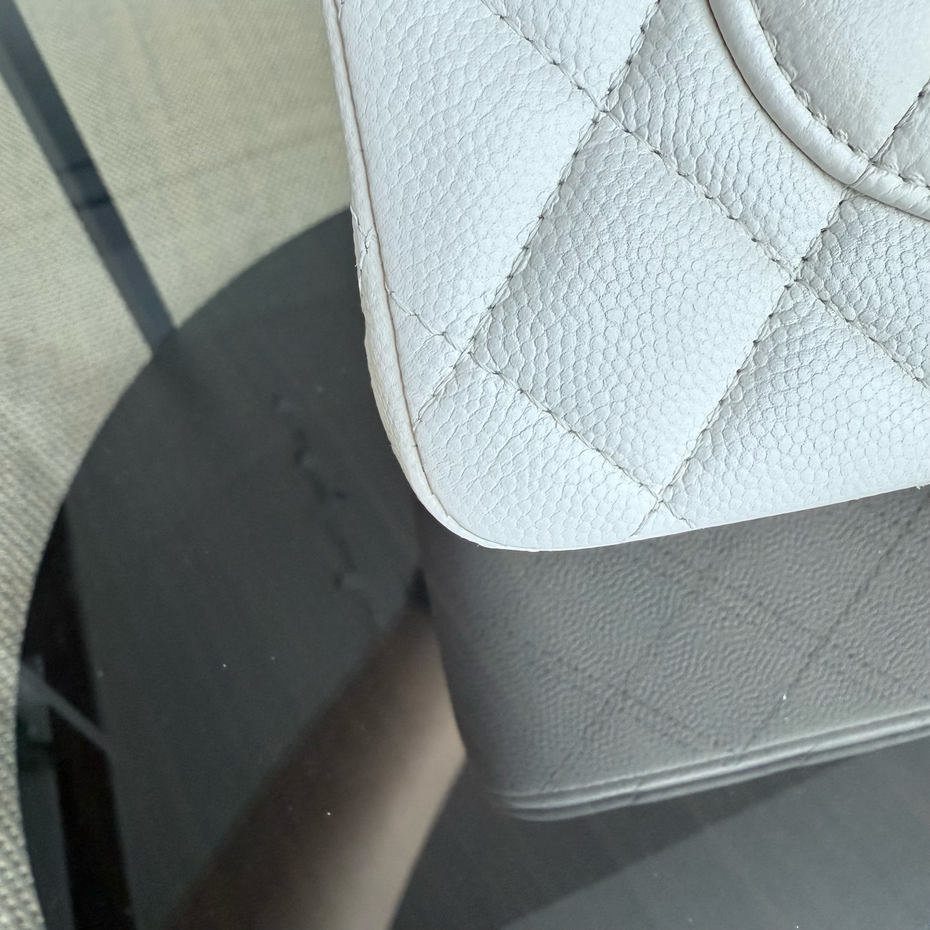 Chanel Classic Flap Small - 23CM Quilted Caviar Gold Hardware Series 31