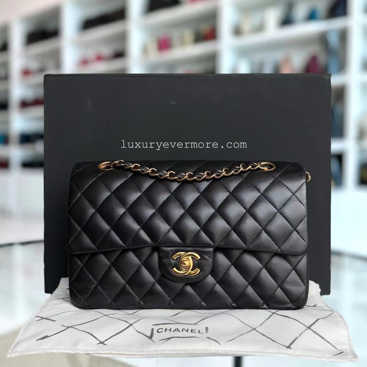 Chanel Classic Flap Medium - Quilted Lambskin Black Gold Hardware Series 14